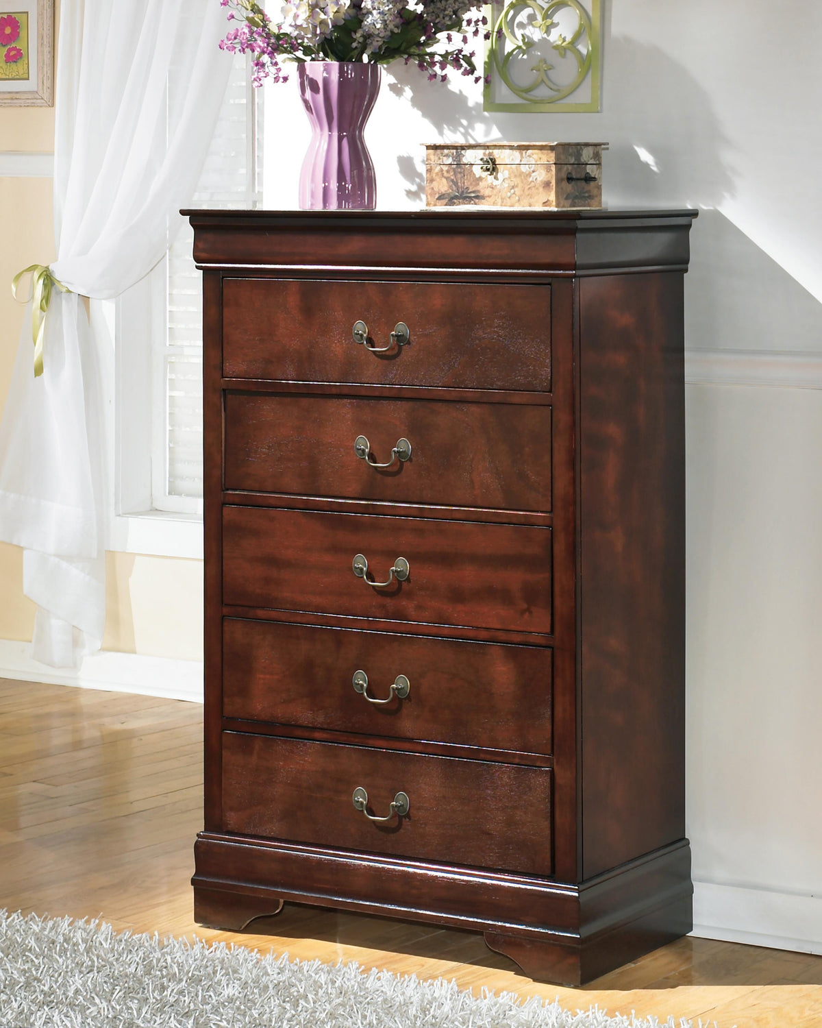 Alisdair Sleigh Bed, Dresser, Chest and Nightstand (B376-SI) - Image 9