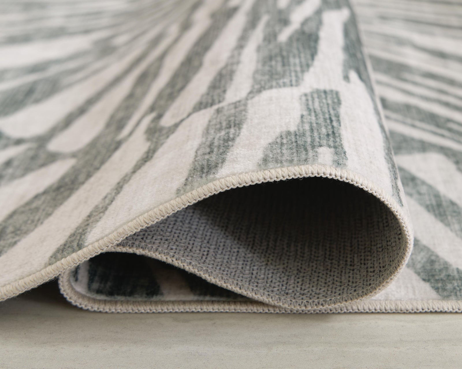 Verland Washable 5 x 7 Area Rug (R40743-SI) - Image 4