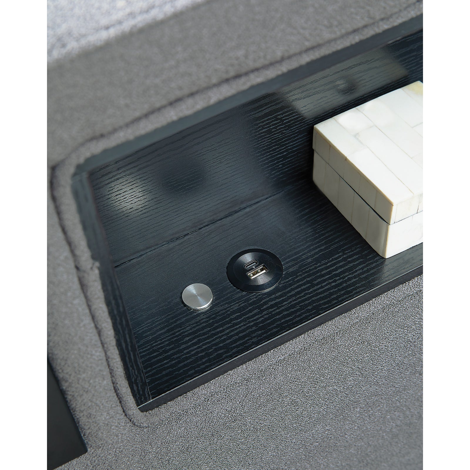 Verishaw King Upholstered Bed (PCB2721-SI) - Image 18