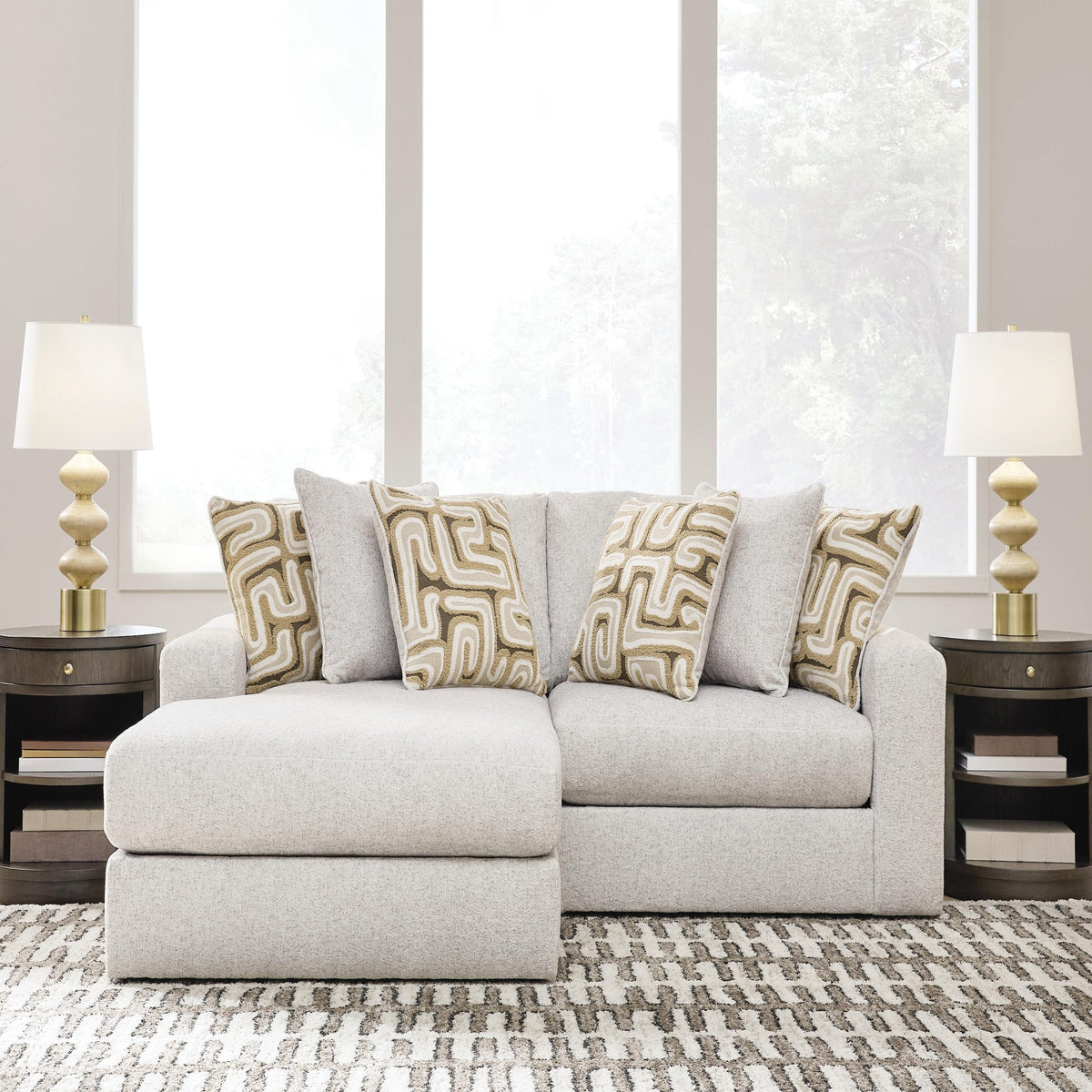 Kestrie 2-Piece Sectional with Chaise (PC68706-SI)