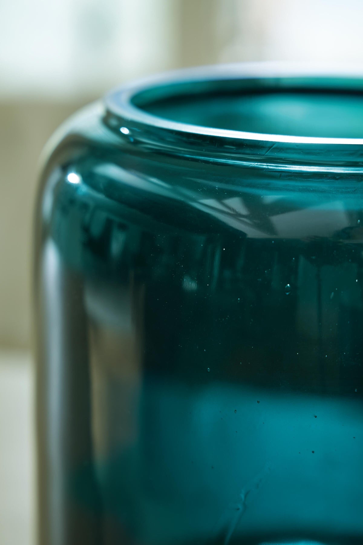 Inisland Vase (A2000797-SI) - Image 3