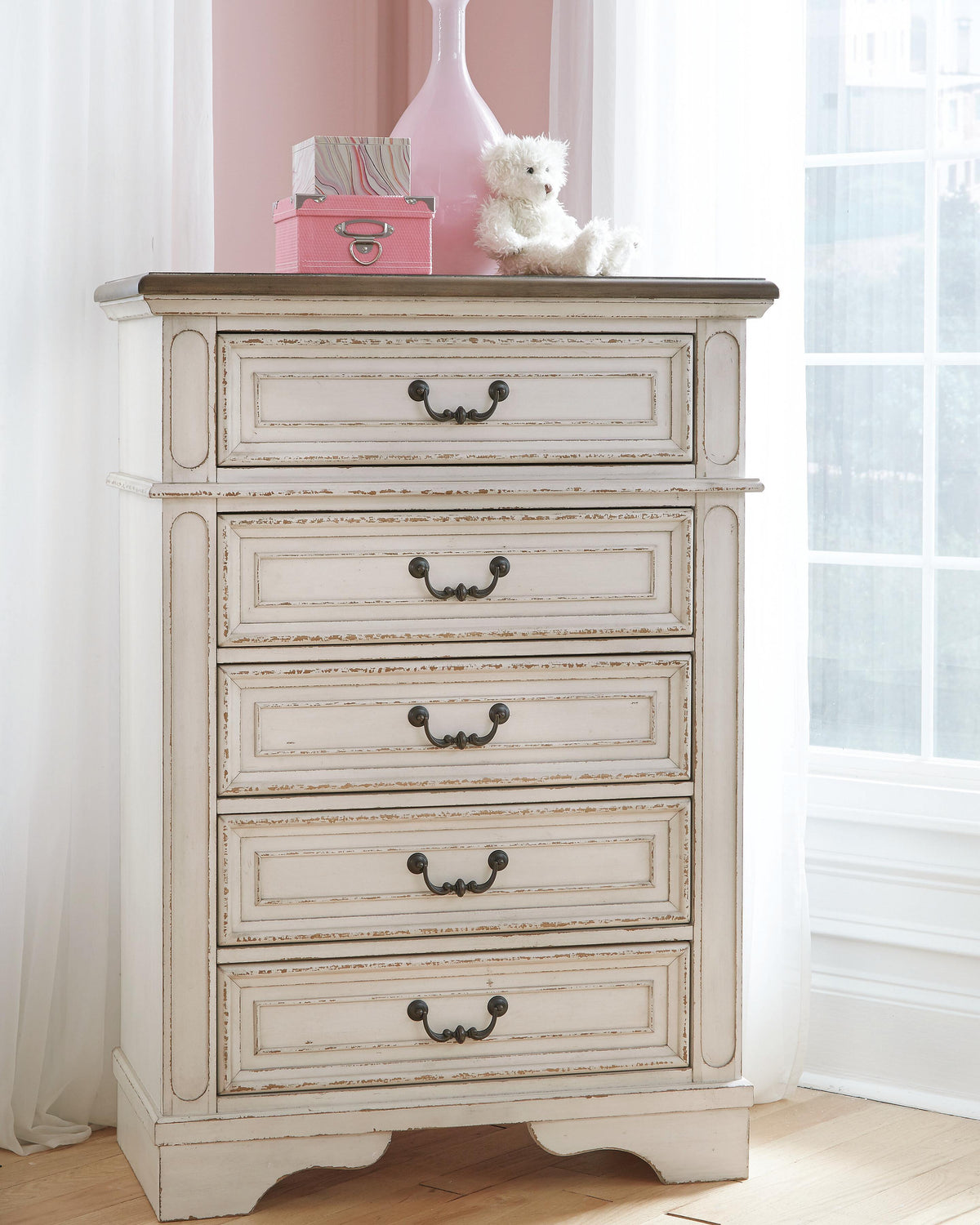 Realyn Chest of Drawers (Youth) - Chipped White  (B743-SI) - Image 2