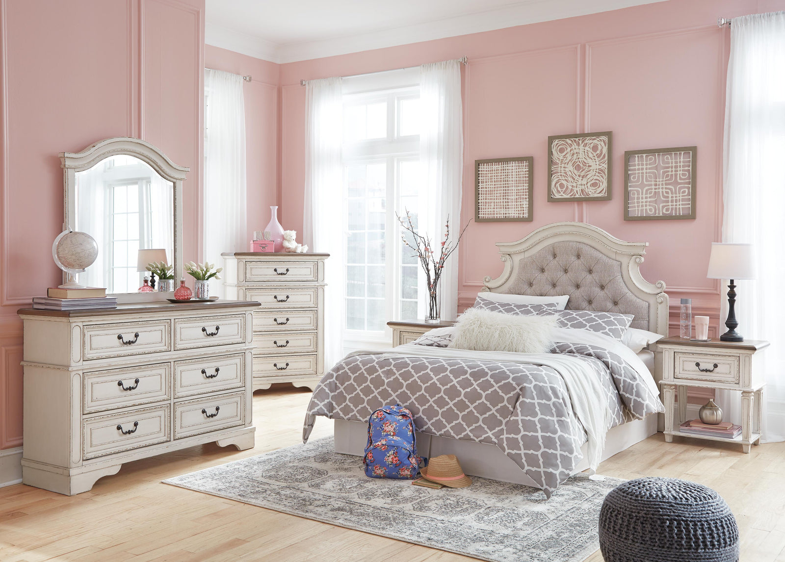 Realyn Chest of Drawers (Youth) - Chipped White  (B743-SI) - Image 9