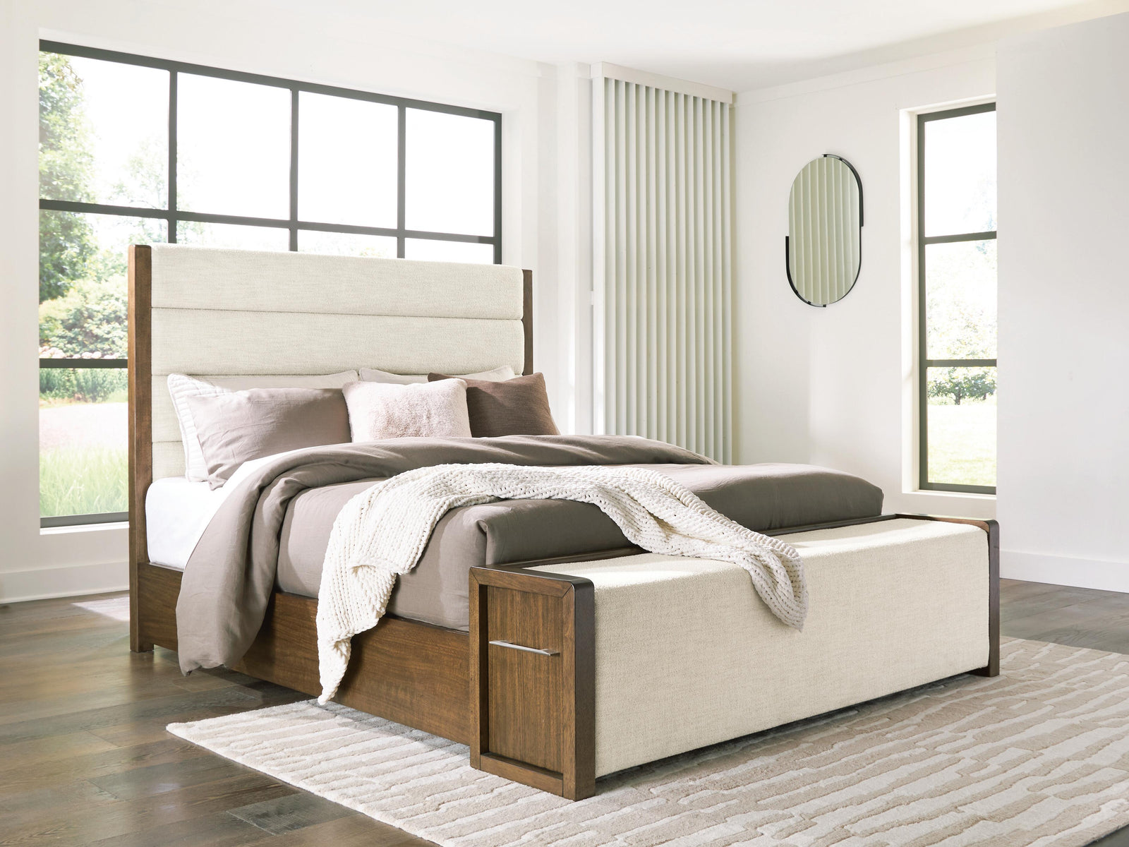 Marxmore Upholstered Storage Bed - Brown  (B863-SI) - Image 2