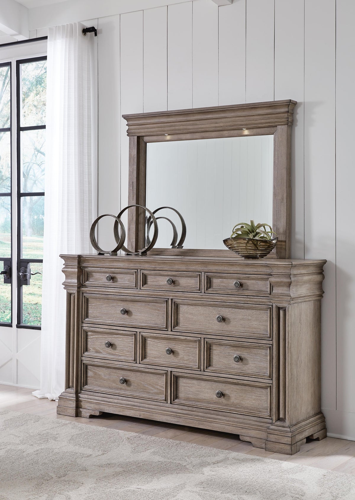 Blairhurst Panel Bed, Dresser and Mirror - Light Grayish Brown  (B916-SI) - Image 9