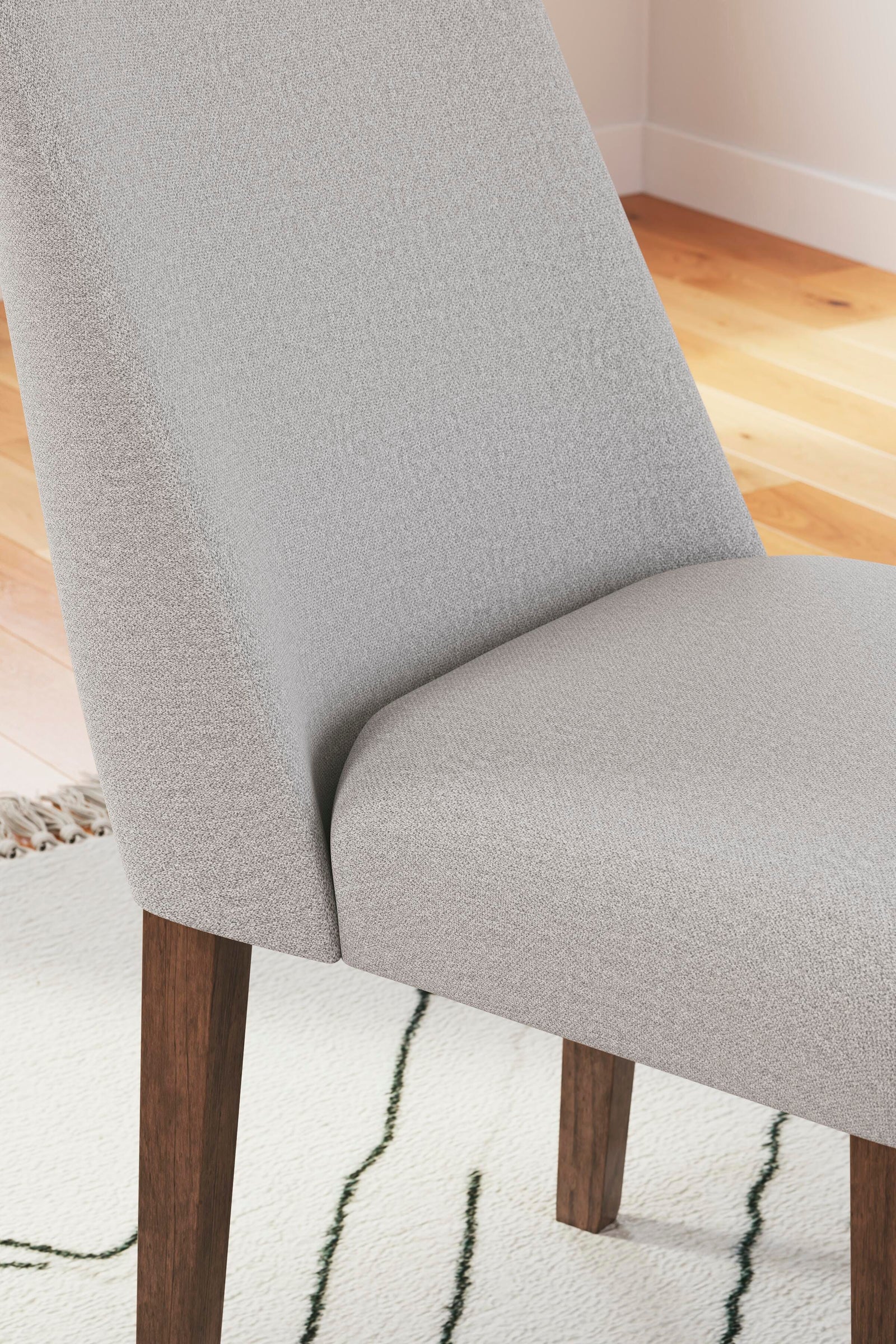 Lyncott Dining Table and 4 Chairs (D615-SI) - Image 12