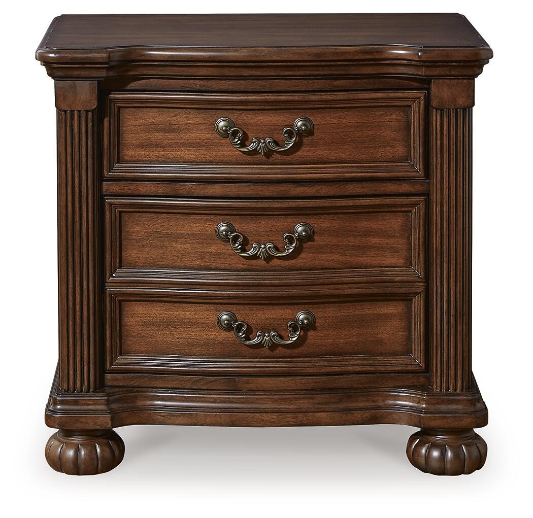 Lavinton Poster Bed and 2 Nightstands (B764-SI) - Image 5