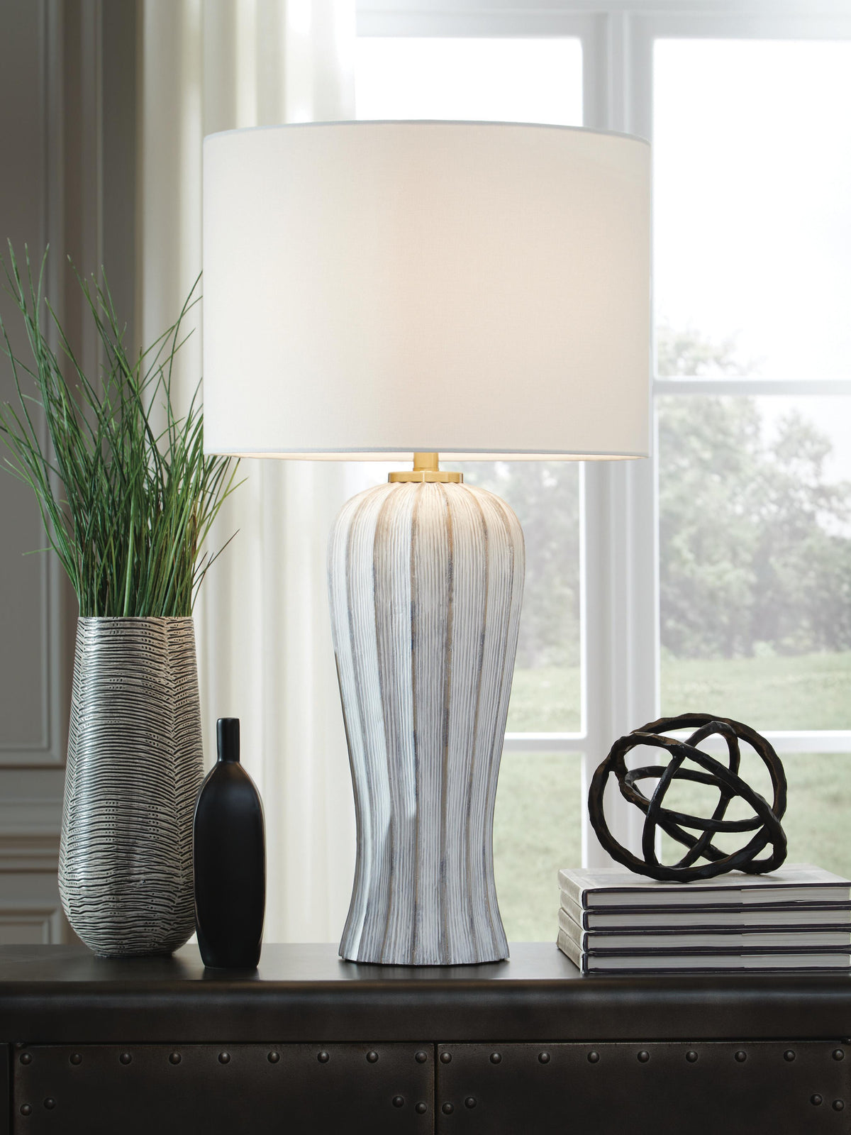 Lanwell Table Lamp (L235894-SI) - Image 2