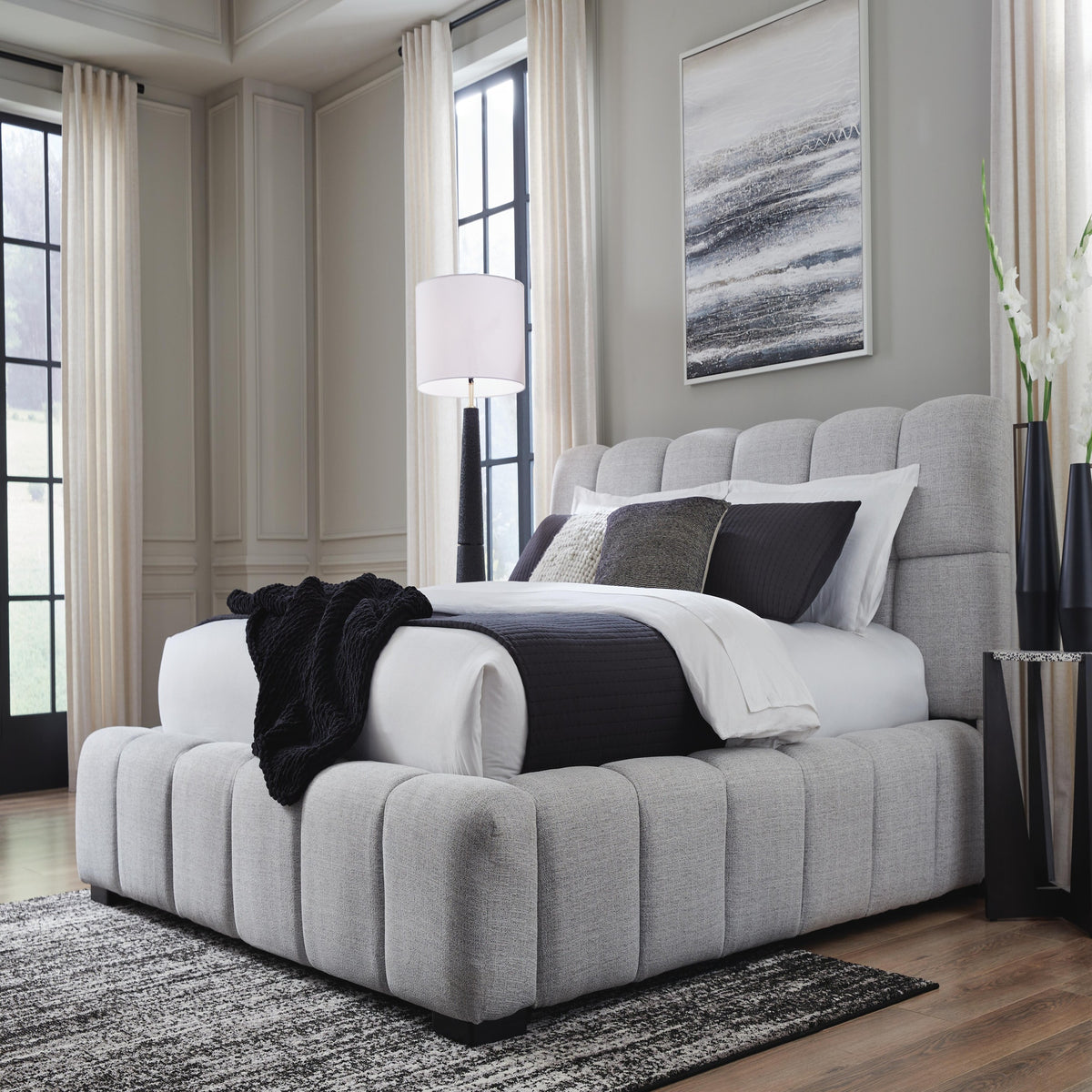 Grendusk Queen Upholstered Bed (PCB584-SI) - Image 7