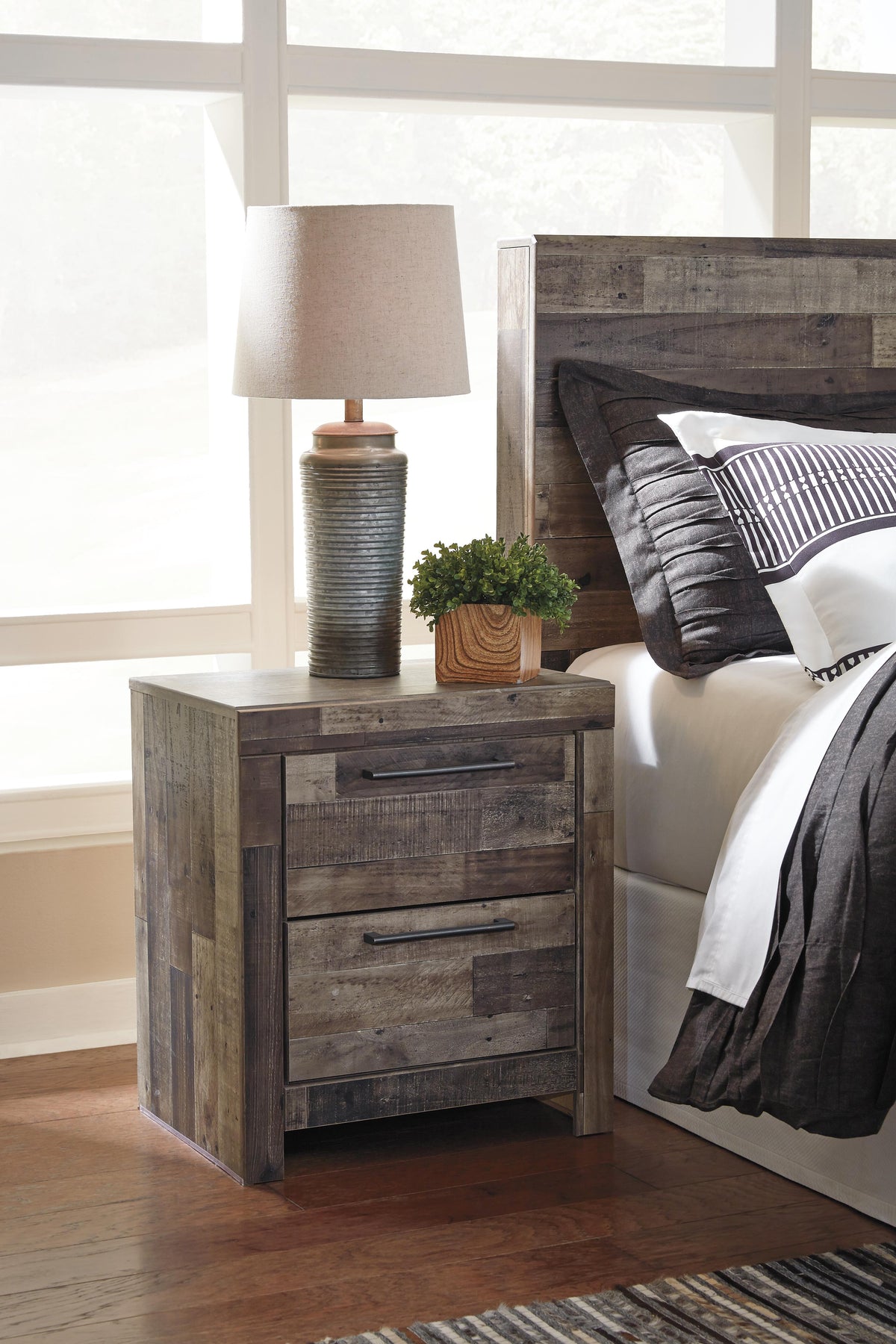 Derekson Panel Storage Bed, Dresser, Mirror, Chest and Nightstand - Multi Gray  (B200-SI) - Image 9