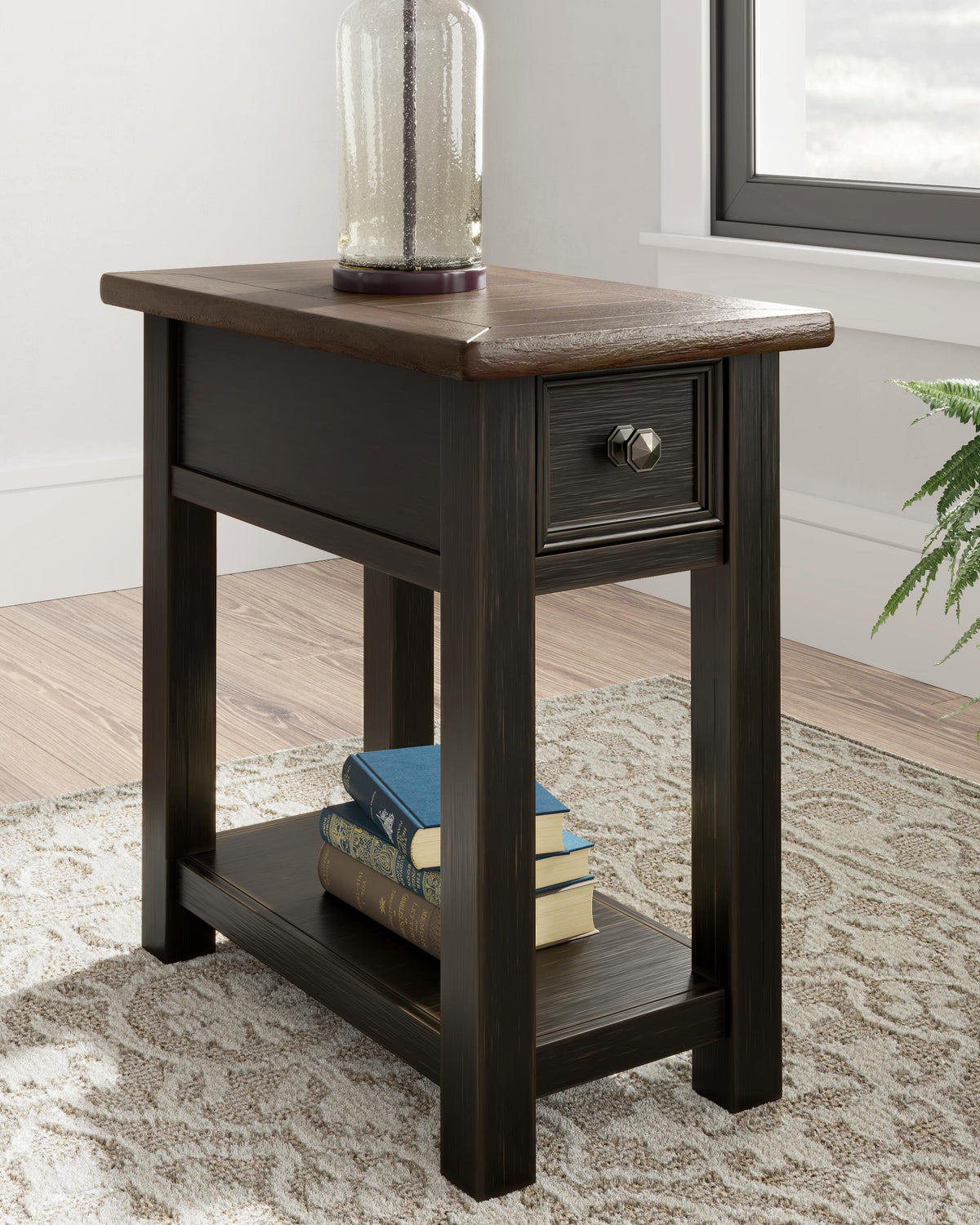 Tyler Creek Chairside End Table - Grayish Brown/Black  (T736-SI) - Image 2