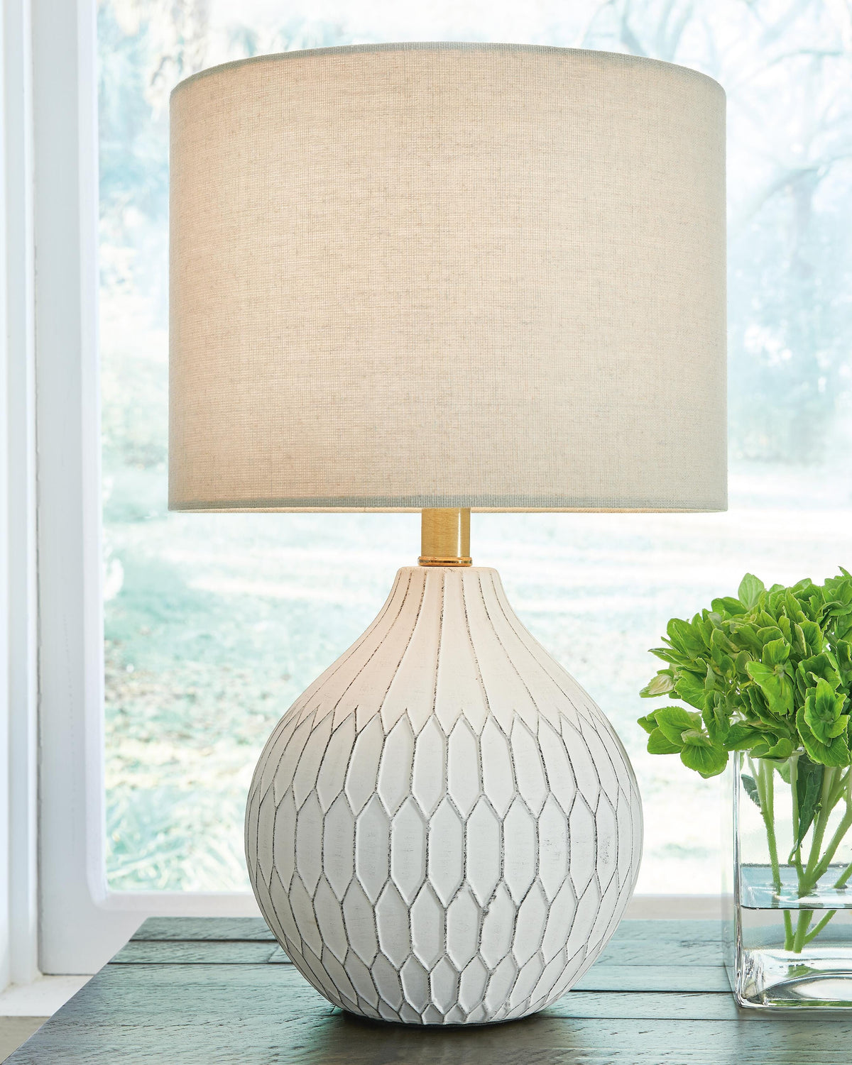 Wardmont Table Lamp (L180094-SI) - Image 2