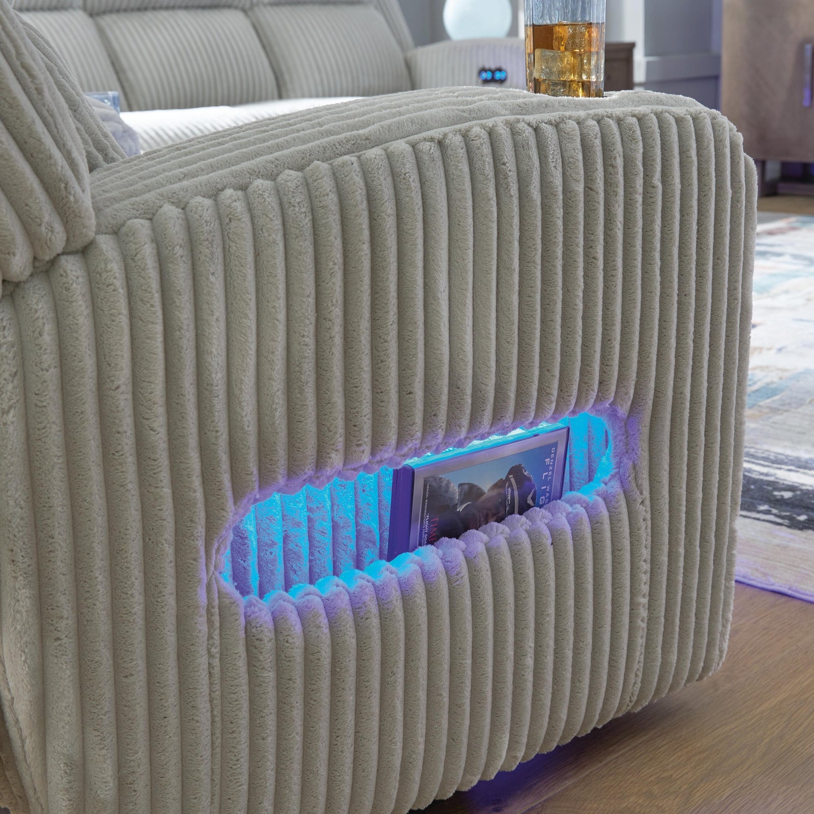 Carvara Power Reclining Loveseat with Console (PC64203-SI) - Image 19