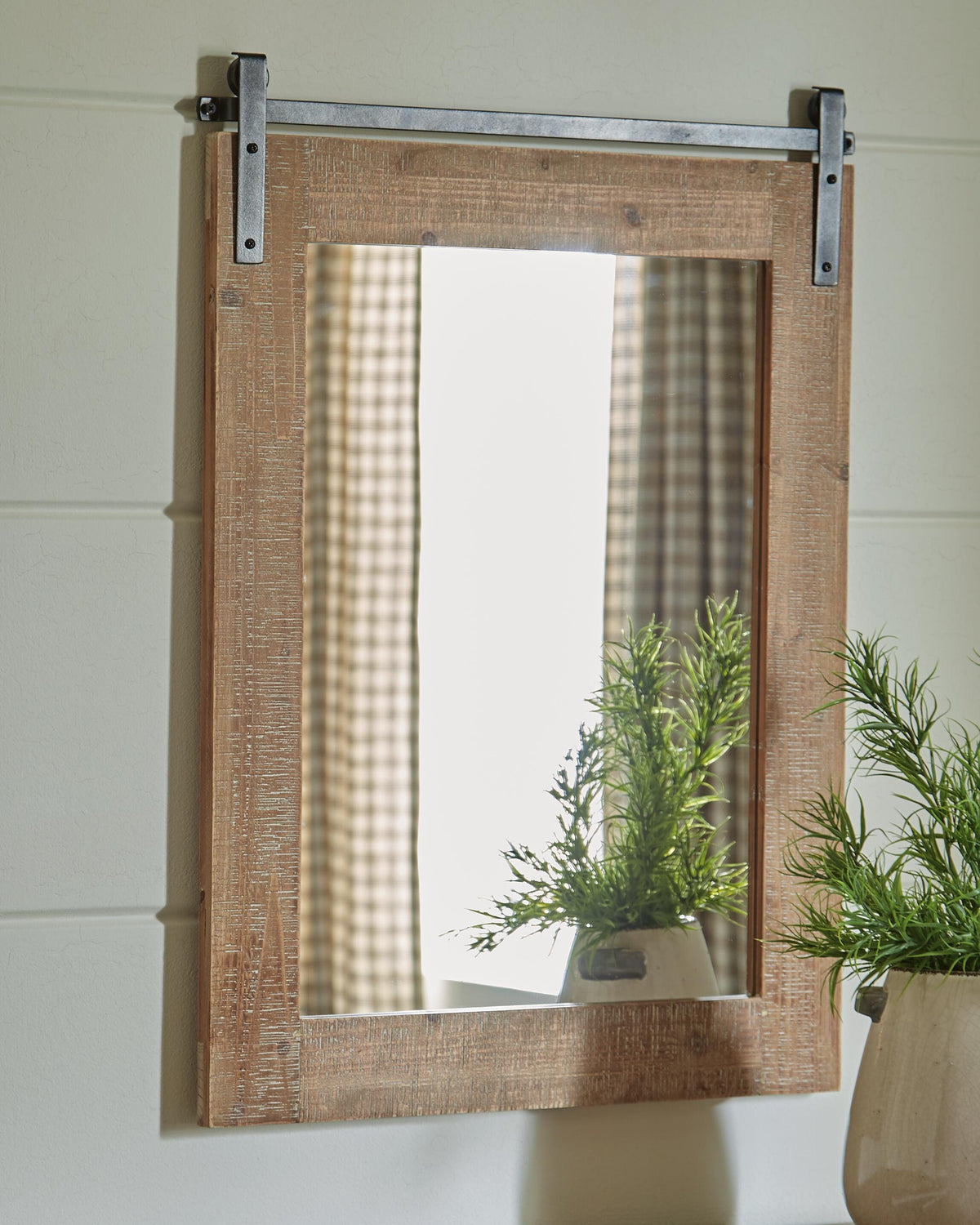 Lanie Accent Mirror (A8010223-SI) - Image 2