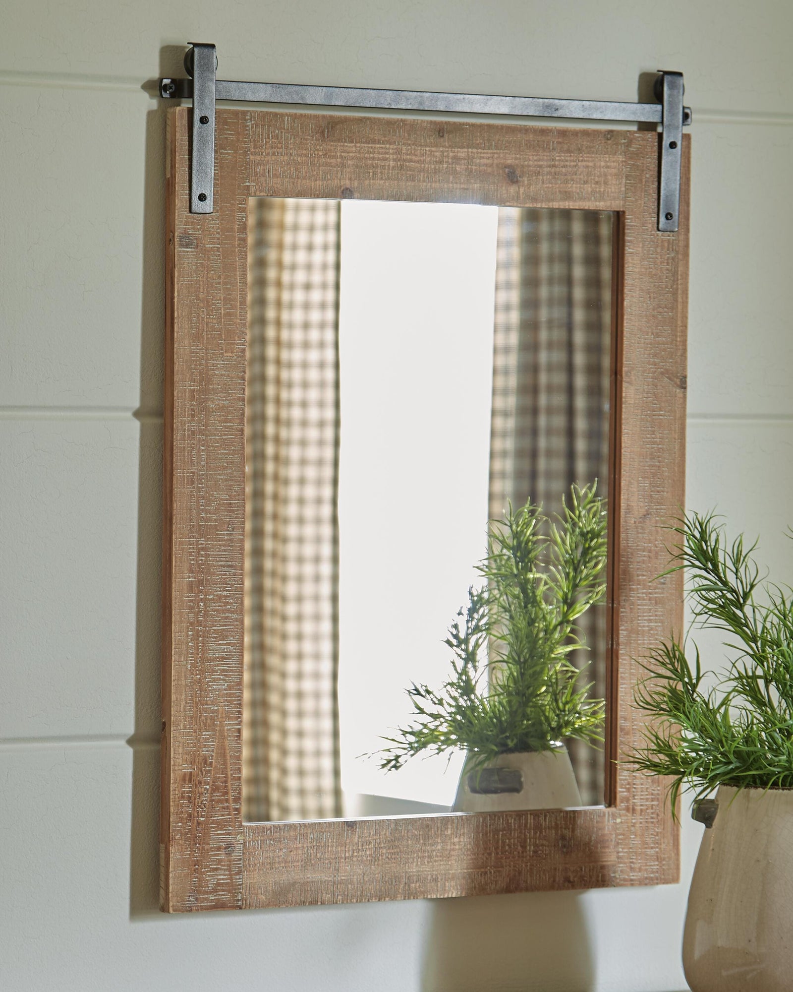 Lanie Accent Mirror (A8010223-SI) - Image 2