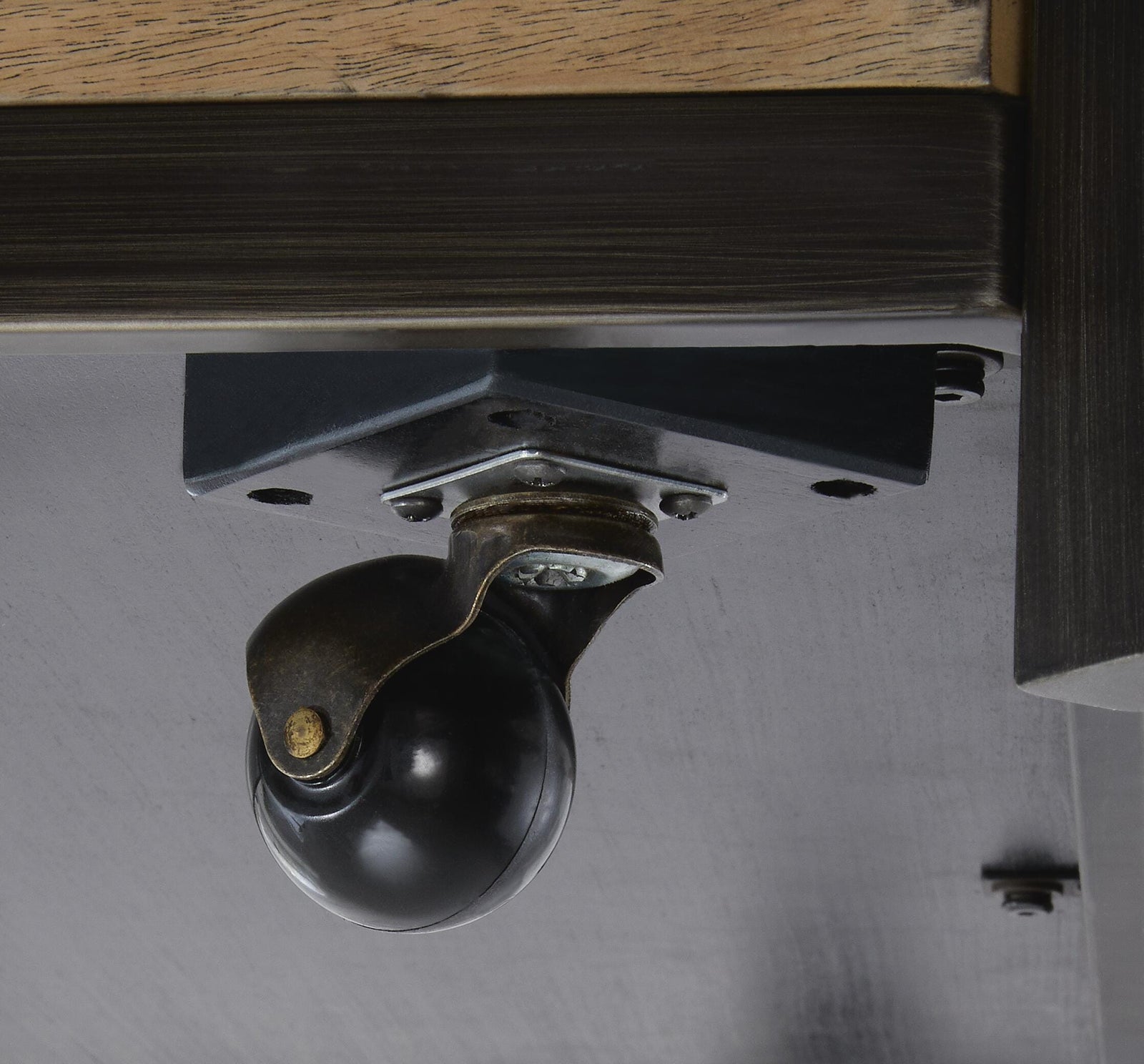 Montia Coffee Table - Multi  (T632-SI) - Image 8