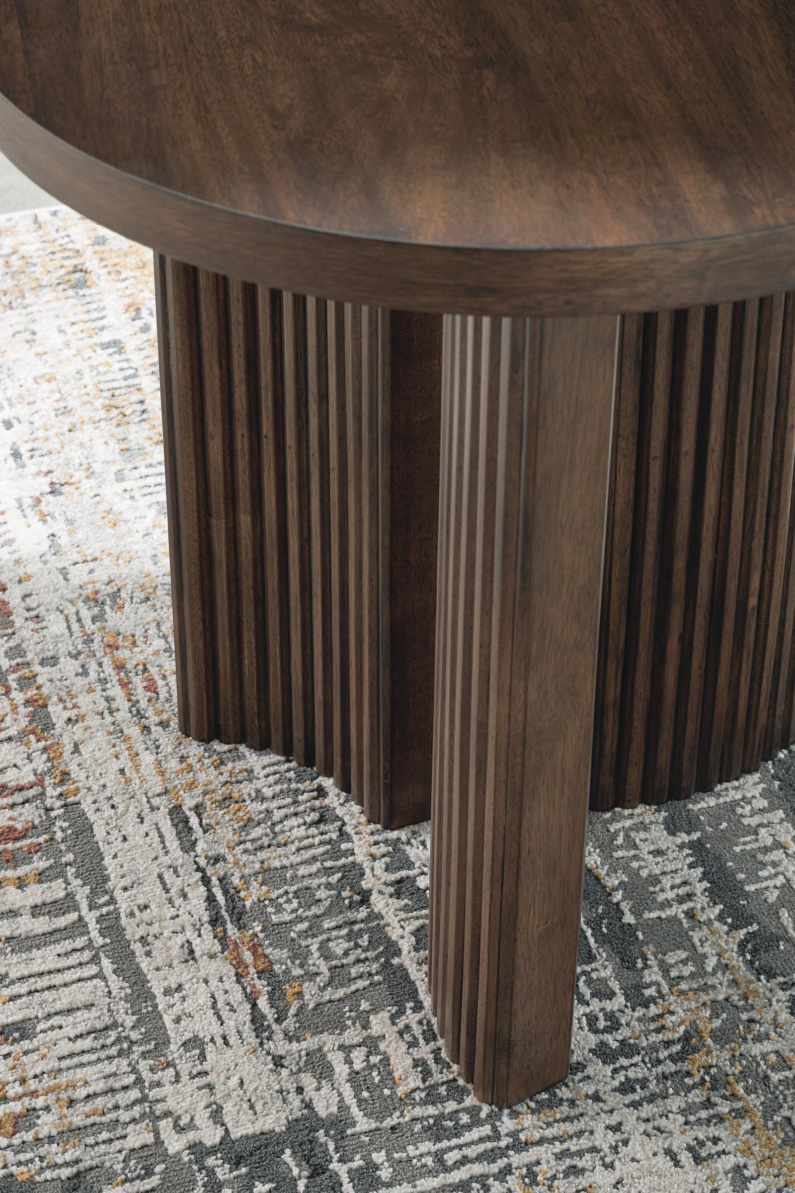 Korestone End Table - Dark Brown  (T689-SI) - Image 6