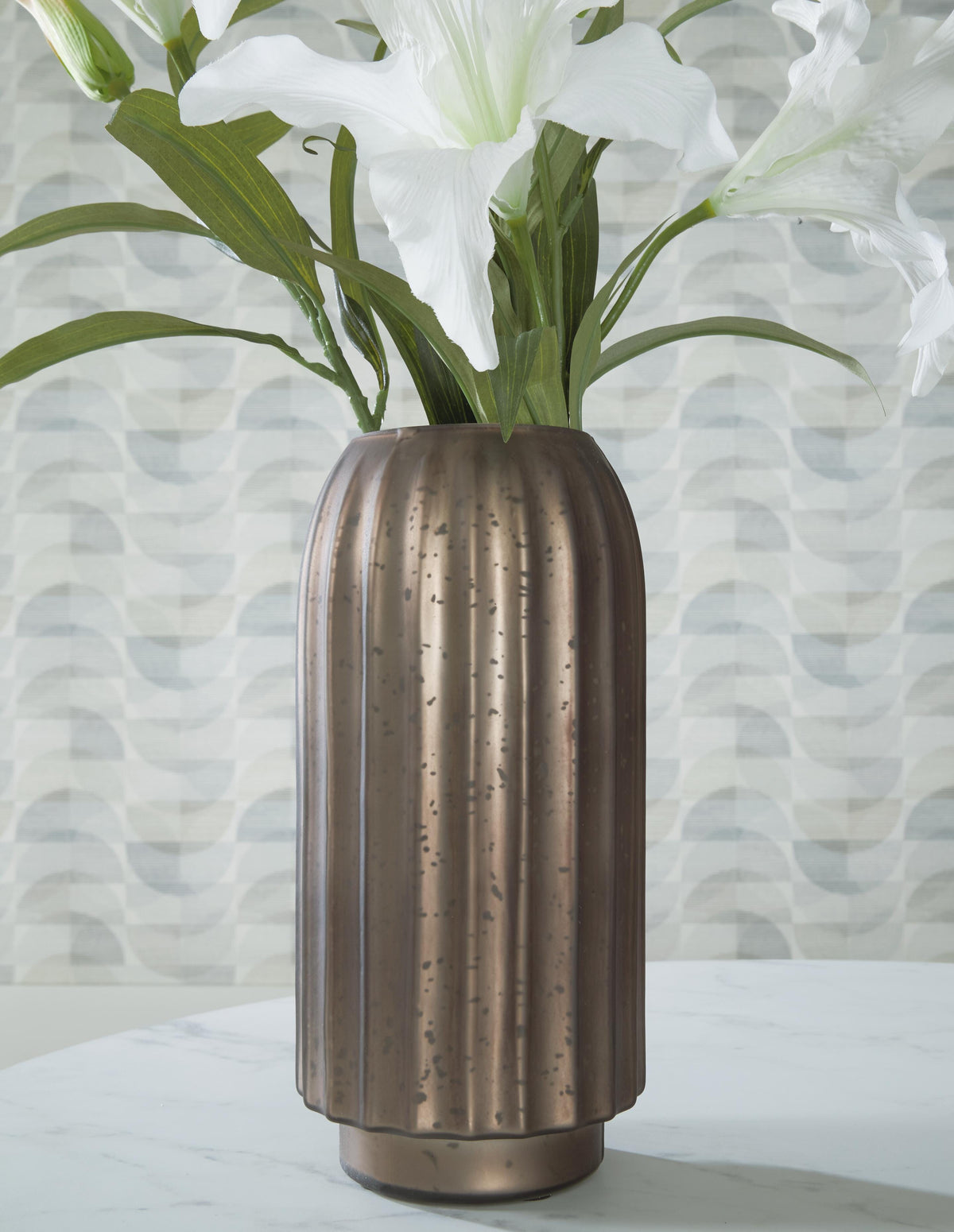 Briarcott Vase (A2000704-SI) - Image 3