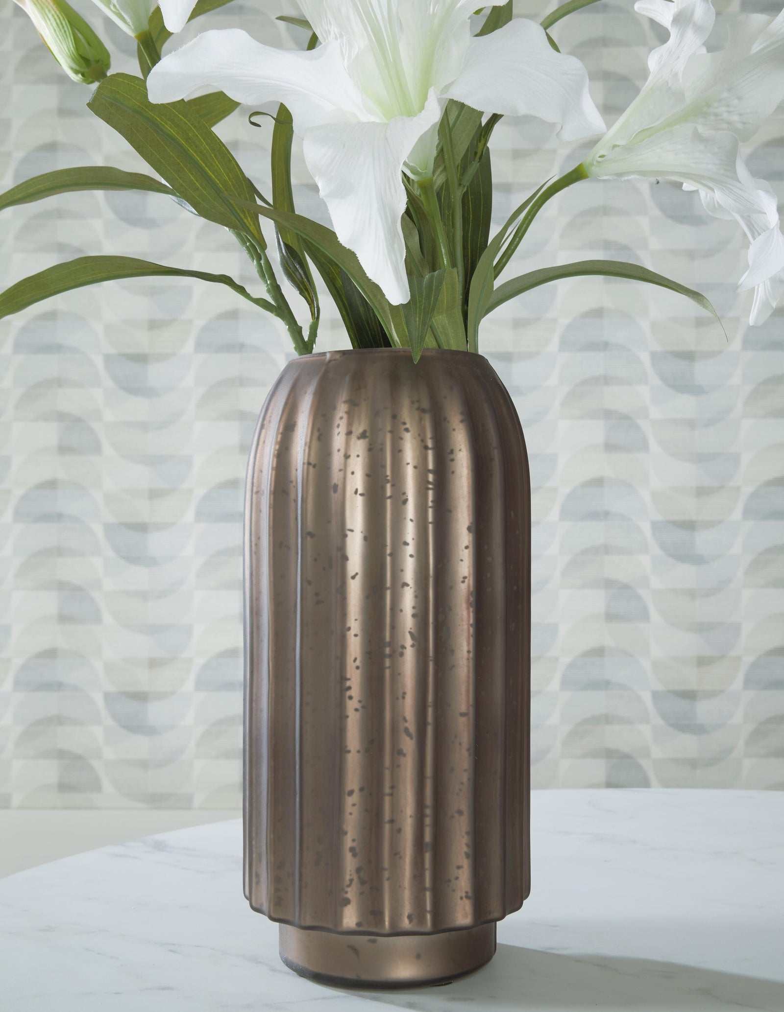 Briarcott Vase (A2000704-SI) - Image 3