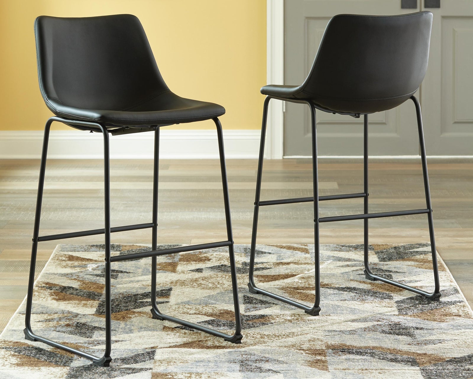 Centiar Dining Set (D372-SI) - Image 2