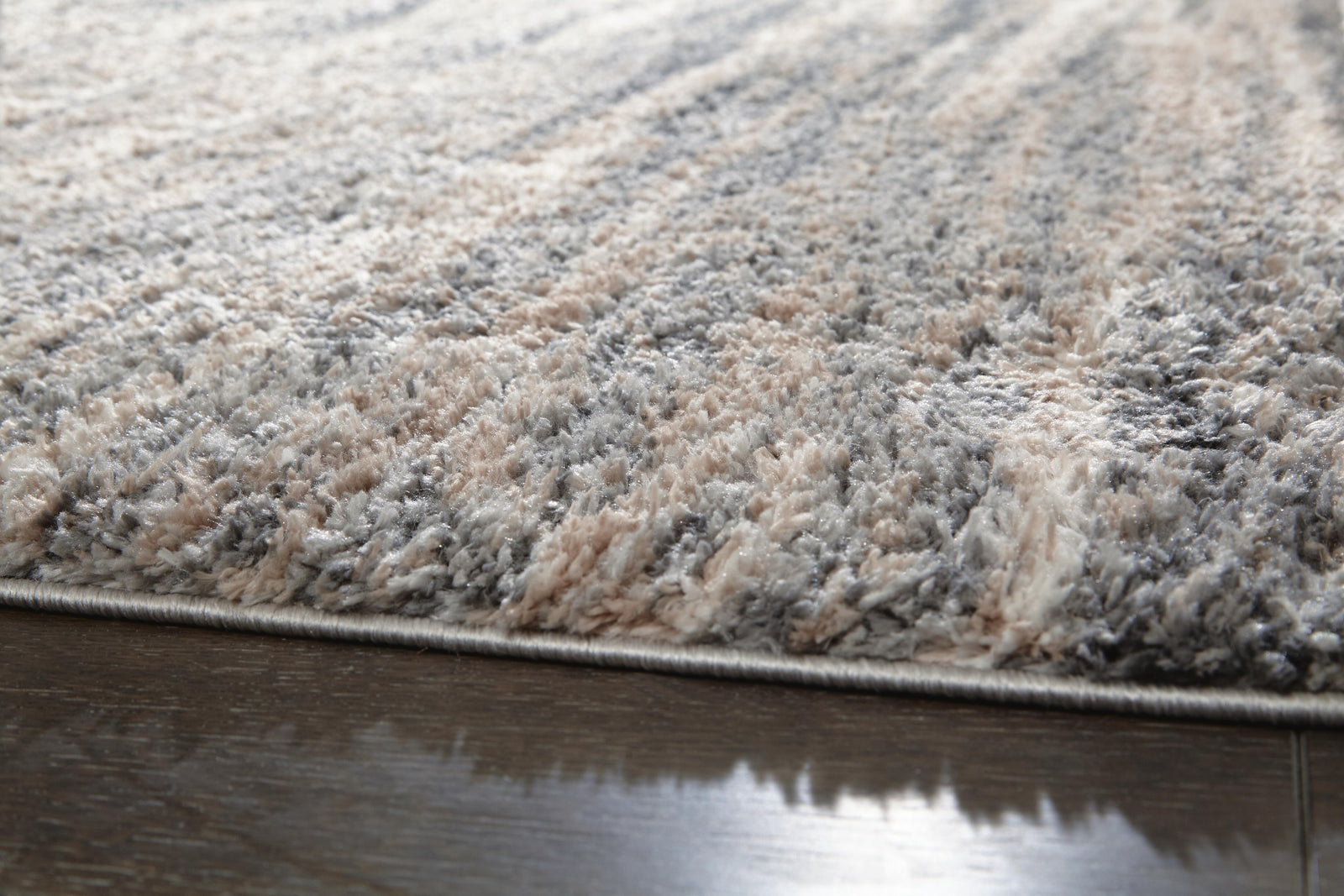 Gizela 53 x 73 Rug (R404862-SI) - Image 3