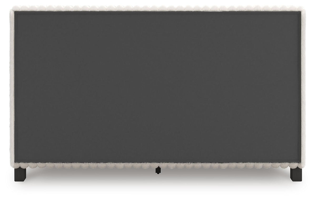 Zuraleus Queen Upholstered Bed (PCB3381-SI) - Image 6
