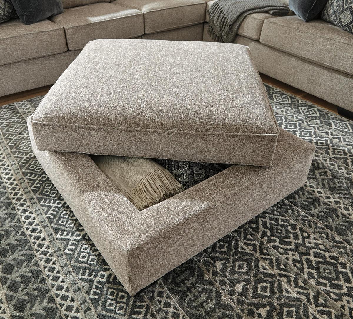 Bovarian 3-Piece Sectional and Ottoman (56103-SI) - Image 8