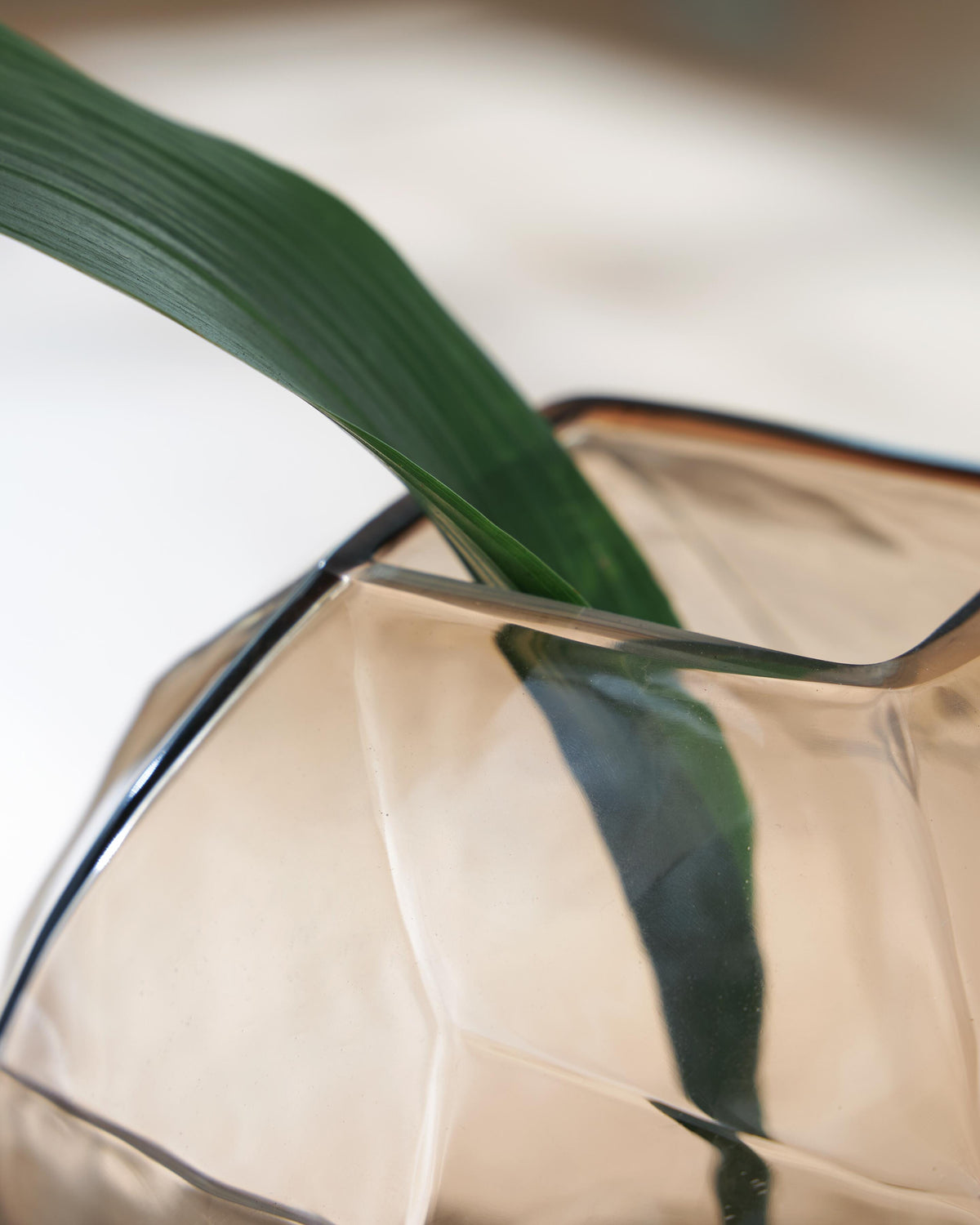 Ewart Vase (A2000867-SI) - Image 3