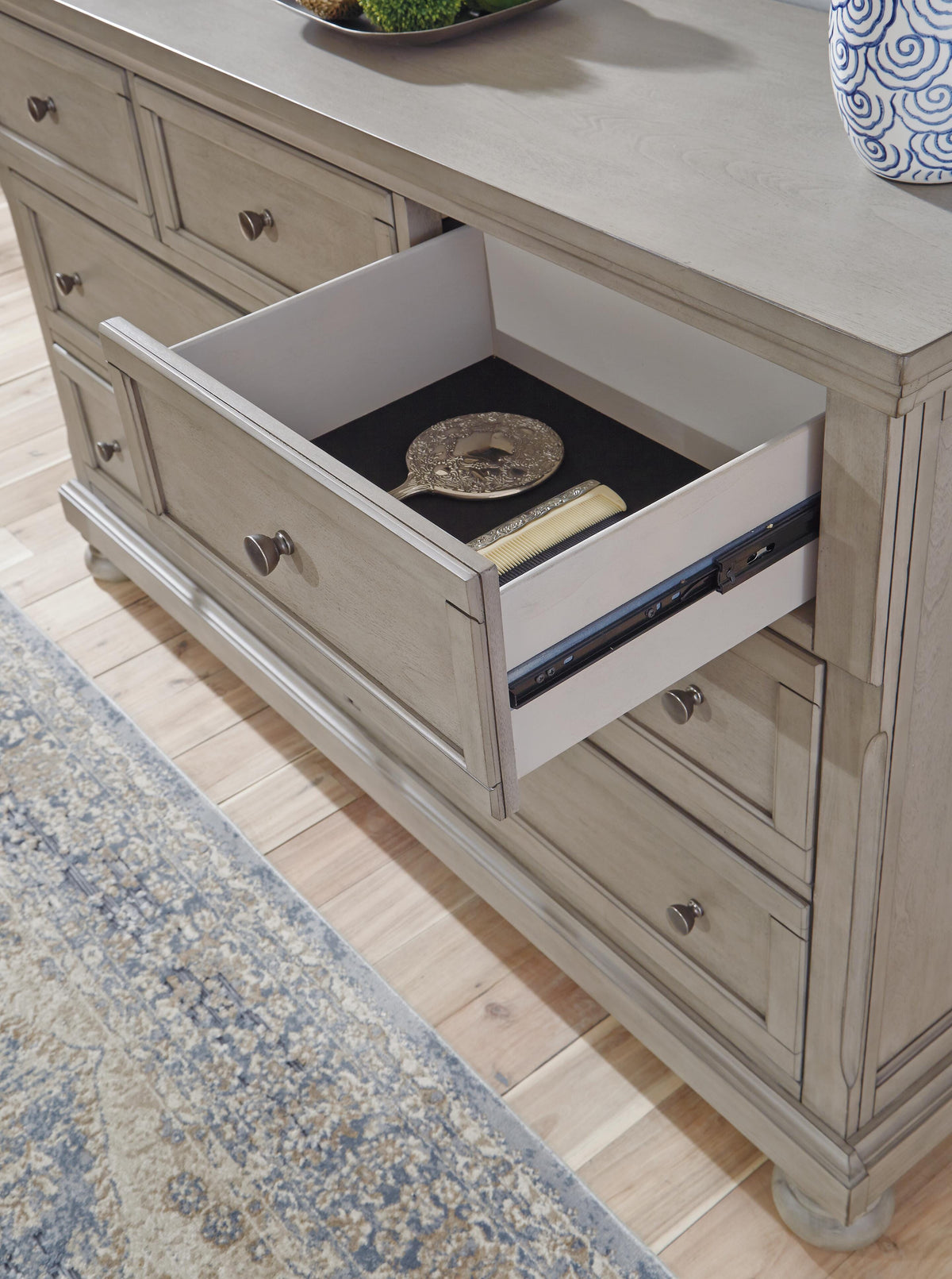 Lettner Dresser - Light Gray  (B733-SI) - Image 4