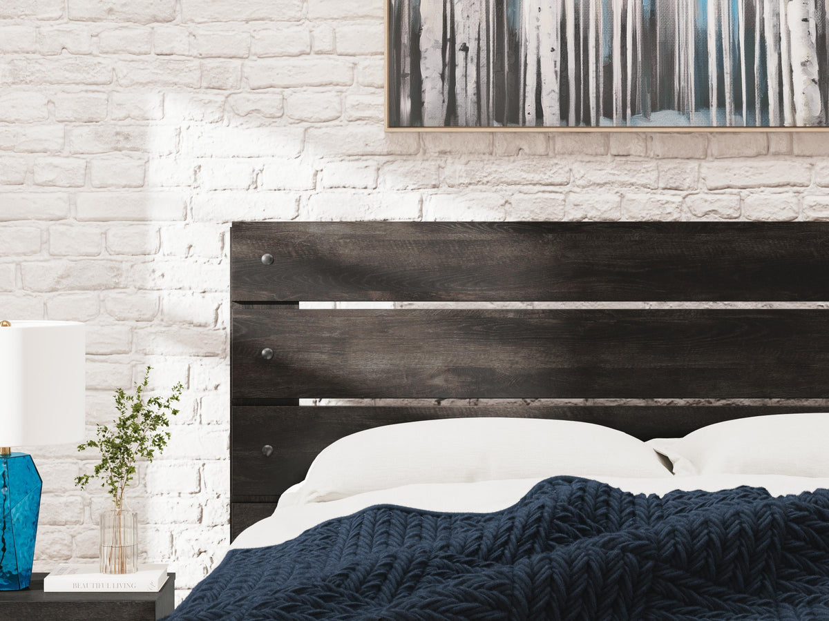 Hollivern Queen Panel Bed, Dresser and Mirror (PCB2108-SI) - Image 18