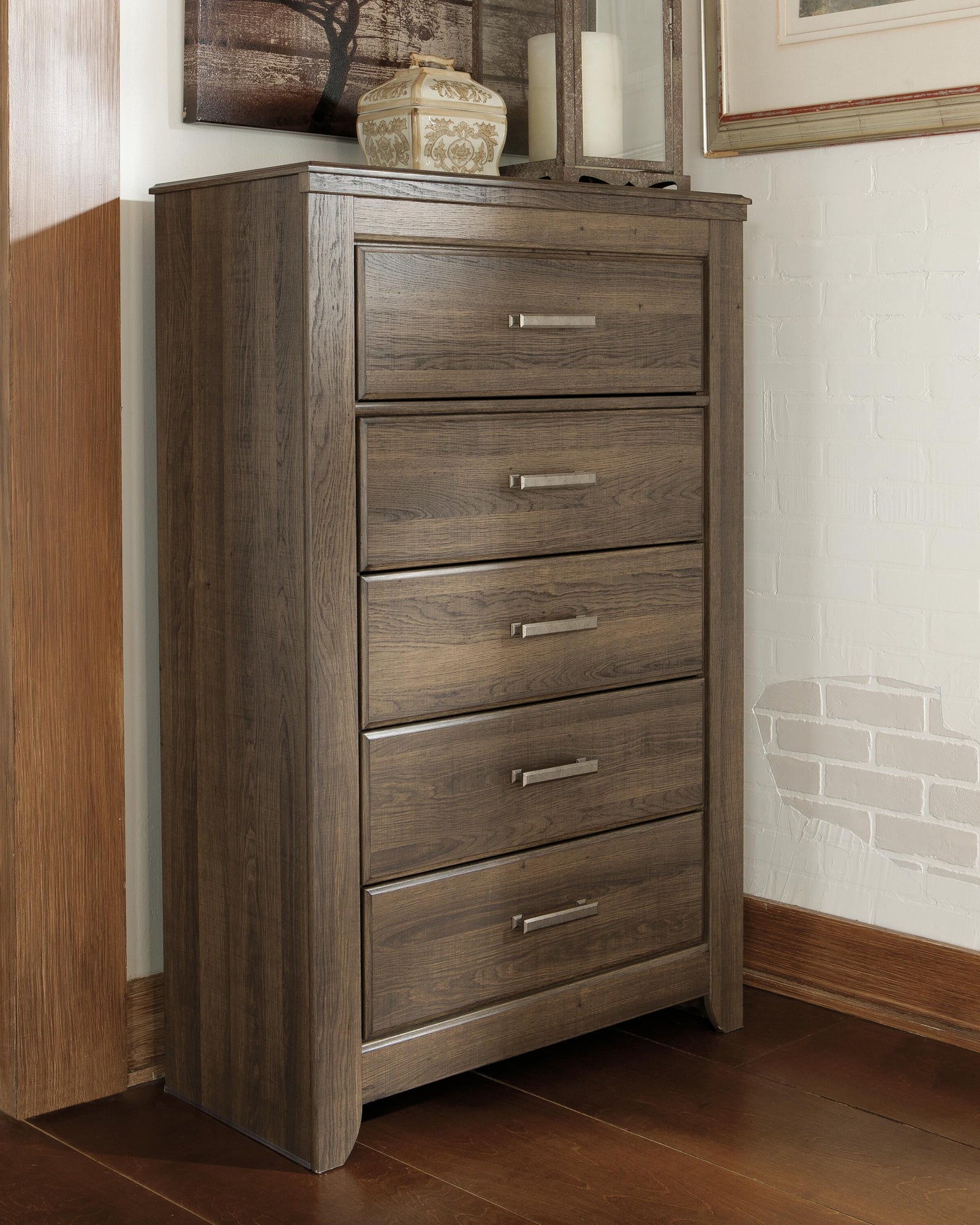 Dolante Upholstered Bed with Chest of Drawers and Nightstand - Beige  (B130-SI) - Image 5