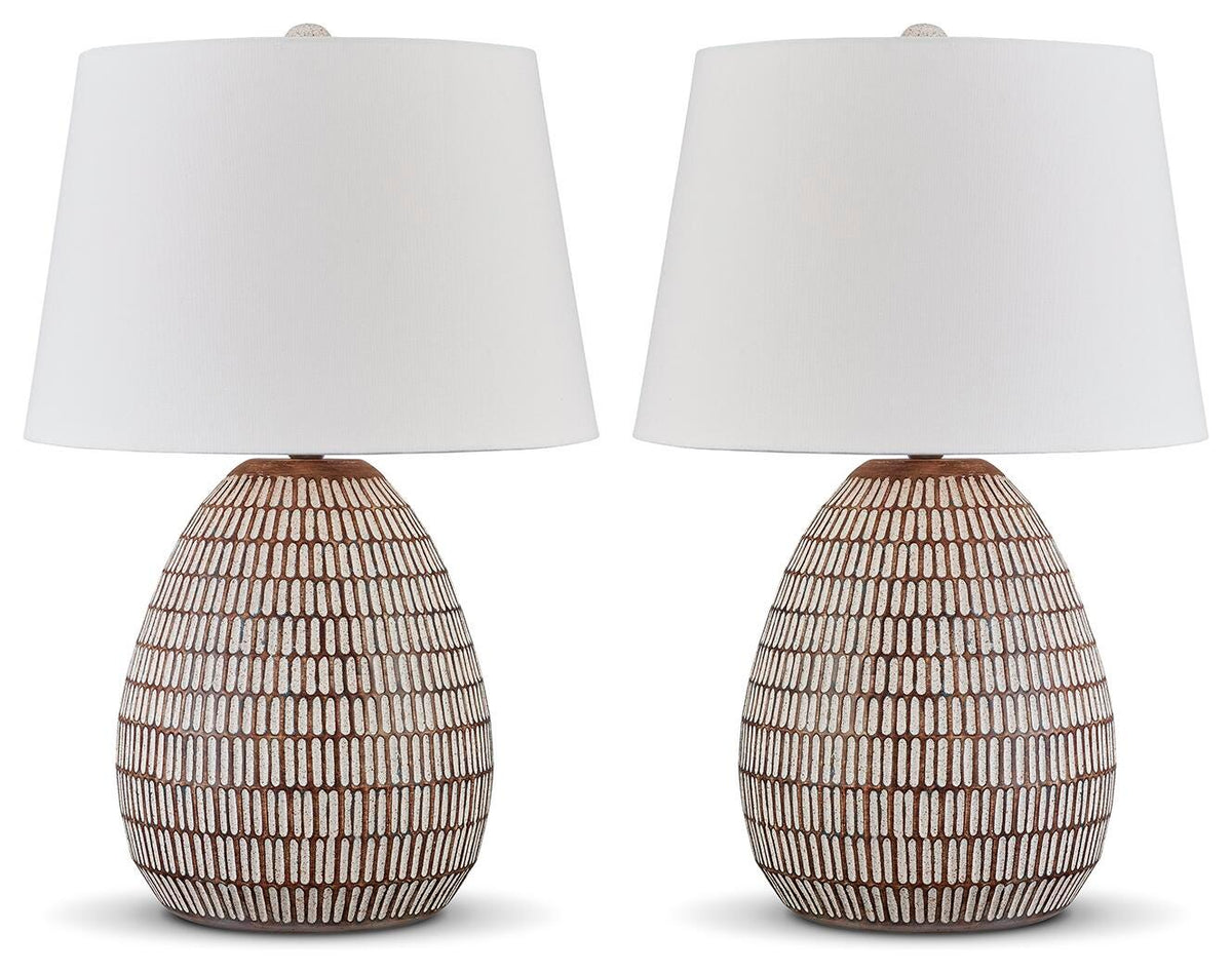 Darrich 2-Piece Lamp Set (L235804-SI)