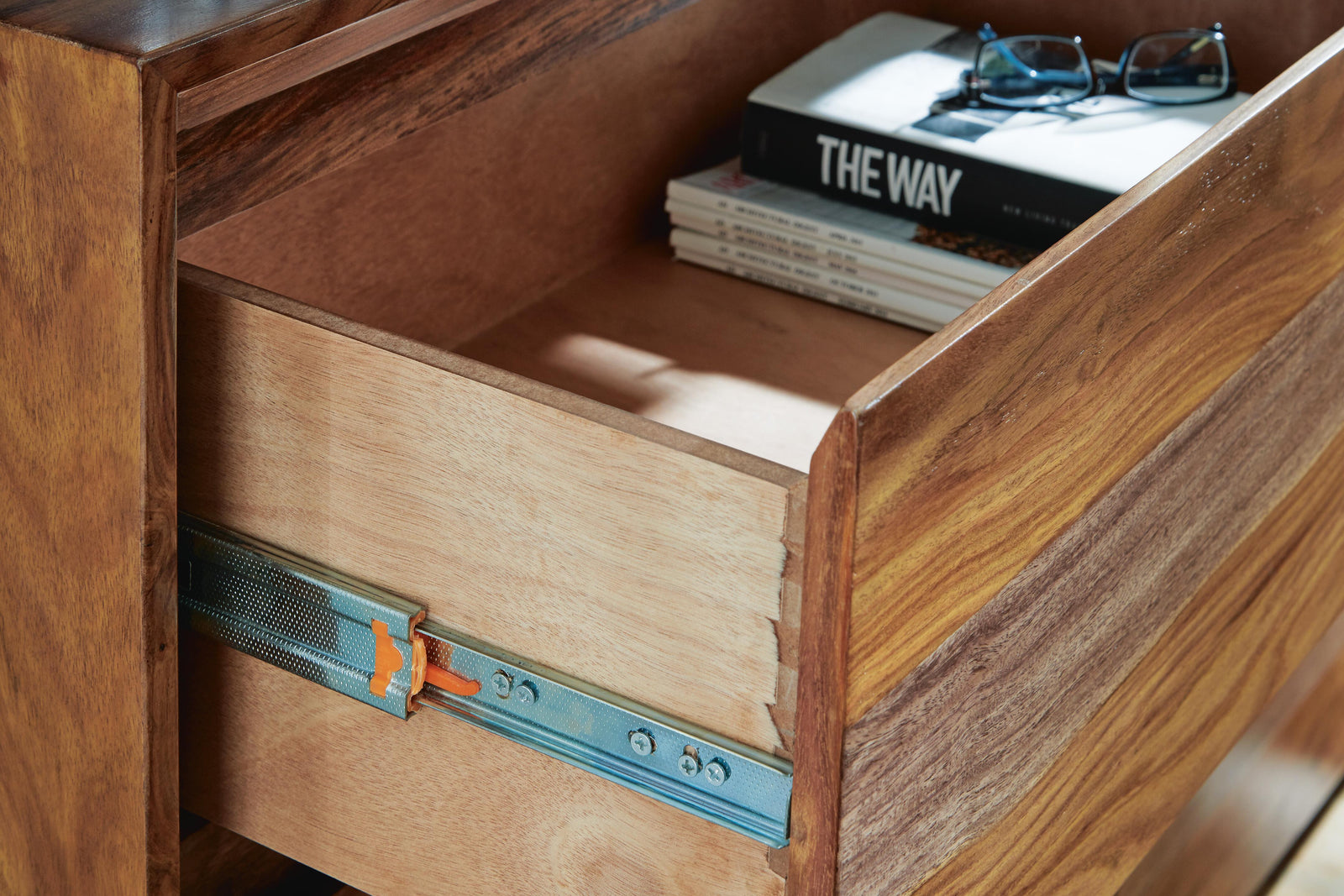 Dressonni Dresser - Brown  (B790-SI) - Image 7