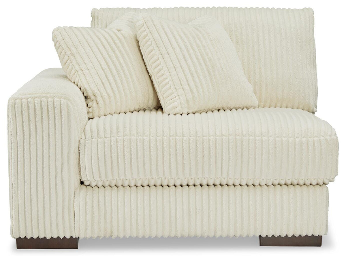 Lindyn Right-Arm Facing Corner Chaise (21104-SI) - Image 2