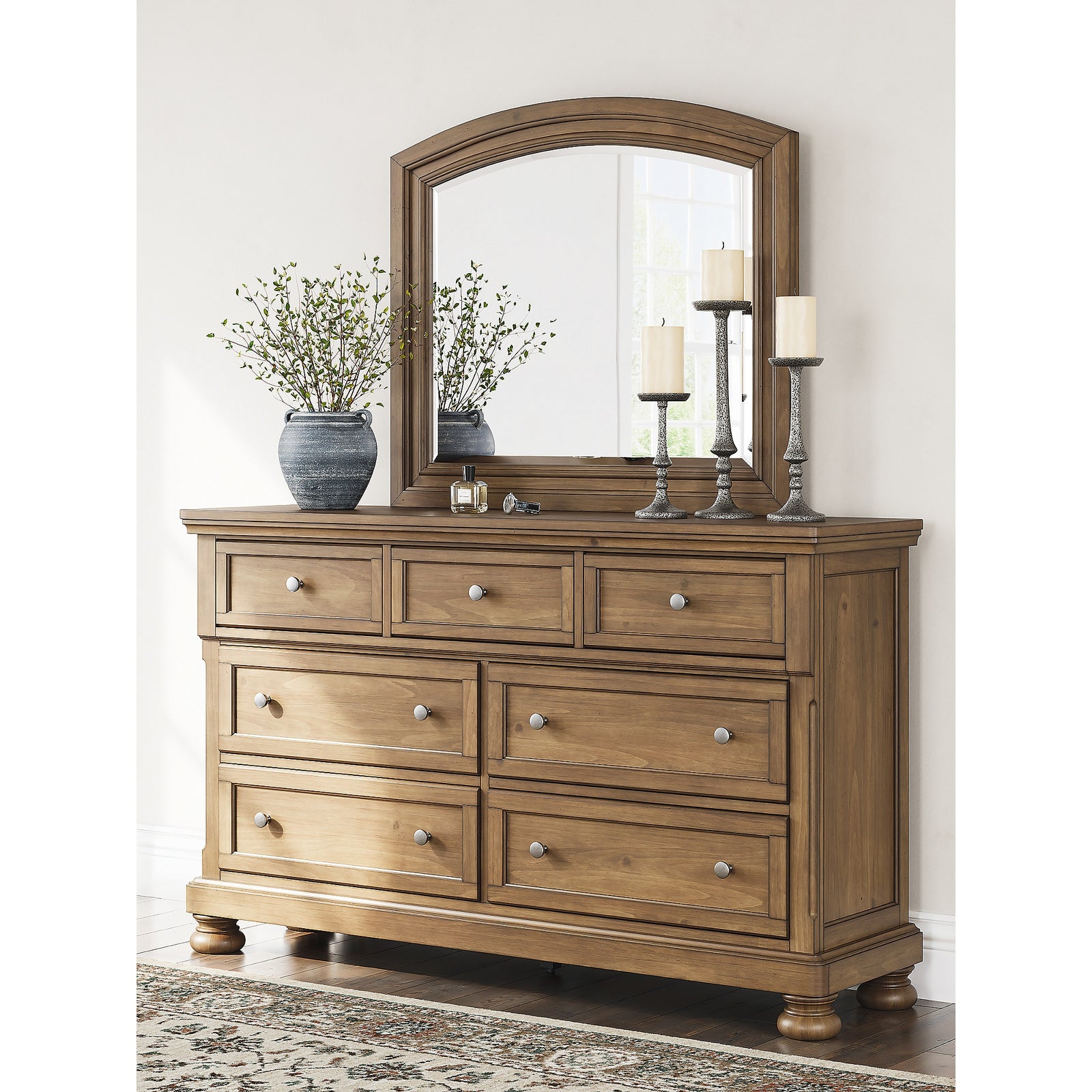 Feddinger Queen Sleigh Bed, Dresser, Mirror, Chest and Nightstand (PCB779-SI) - Image 34
