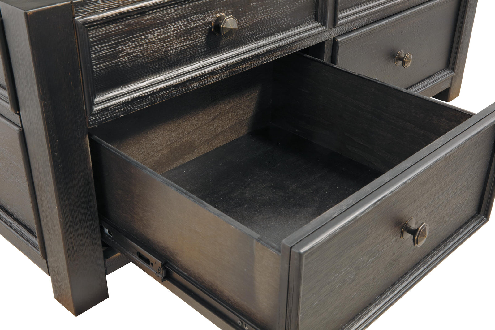 Tyler Creek Coffee Table and 2 Chairside End Tables - Grayish Brown/Black  (T736-SI) - Image 7