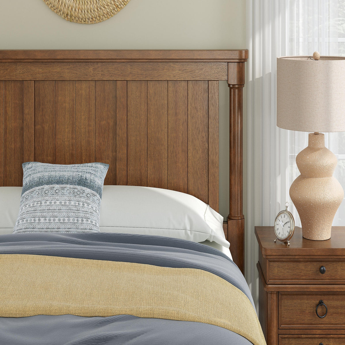 Rowlenstown California King Poster Bed (PCB824-SI) - Image 8