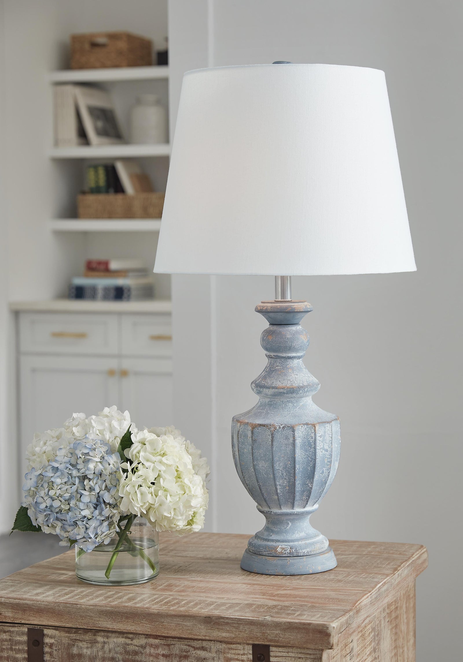 Cylerick Table Lamp (L235714-SI) - Image 2