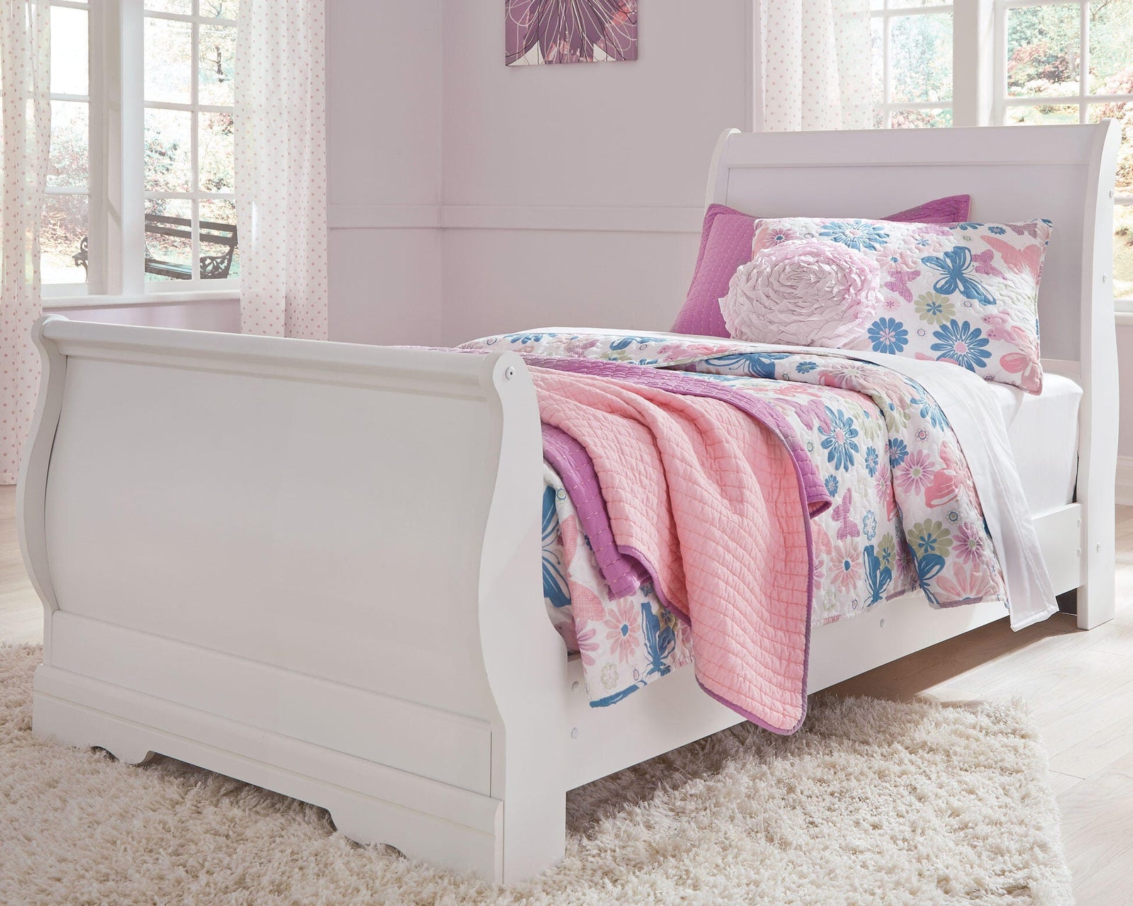 Anarasia Sleigh Bed and Chest - White  (B129-SI) - Image 4