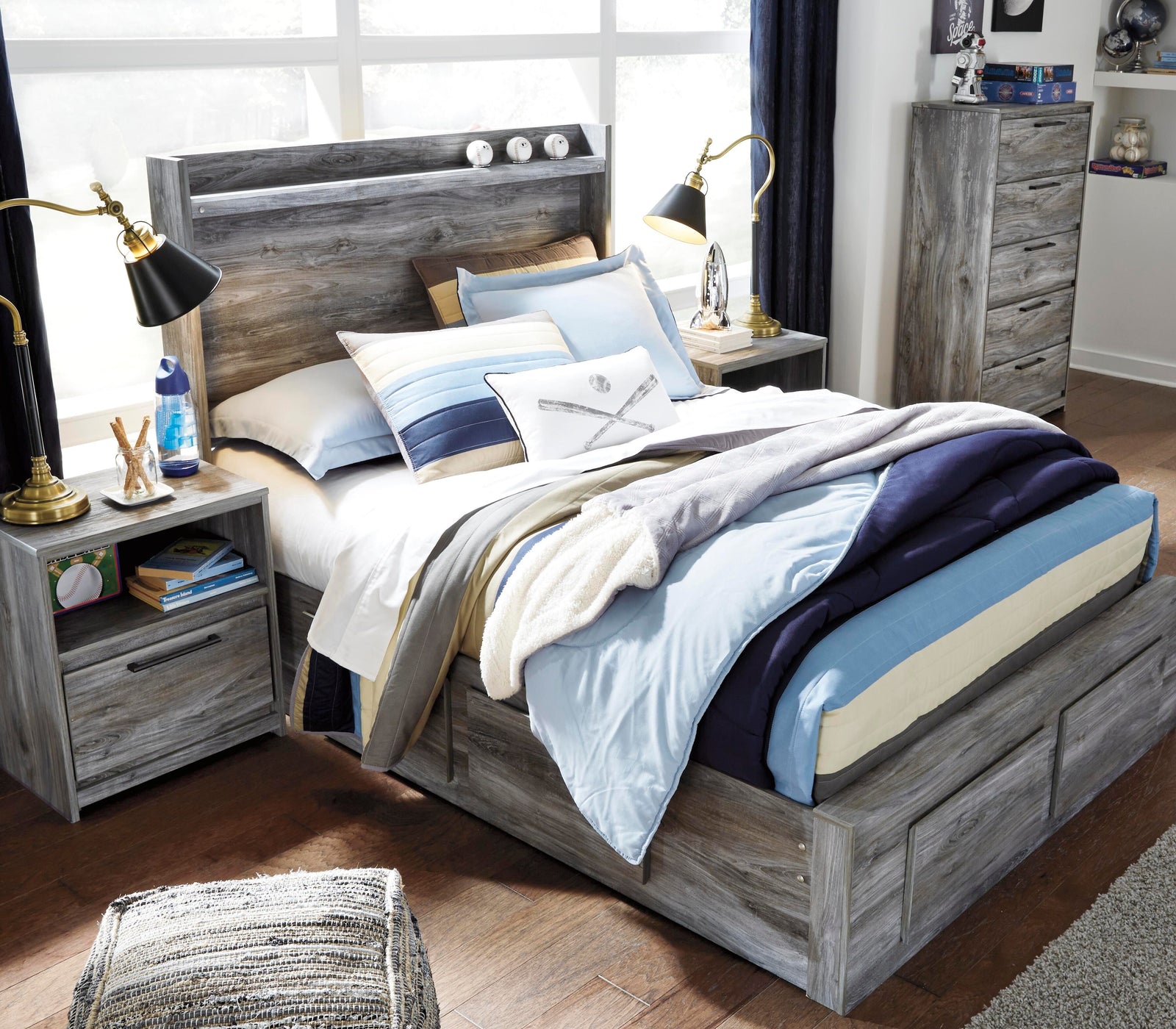 Baystorm Panel Bed with 6 Storage Drawers (Youth) - Gray  (B221-SI) - Image 7