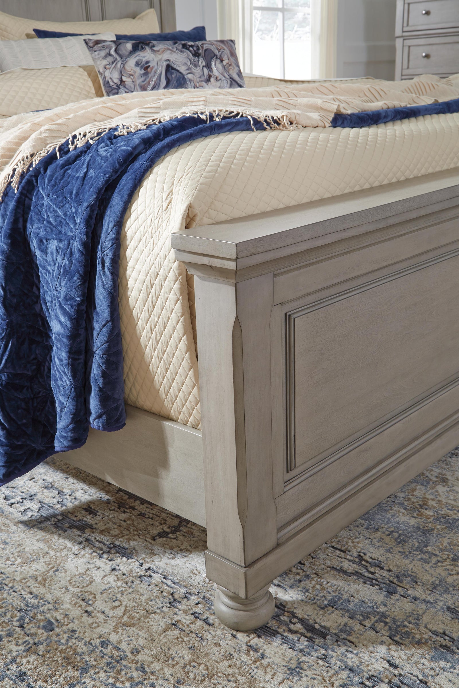 Lettner Panel Bed - Light Gray  (B733-SI) - Image 5