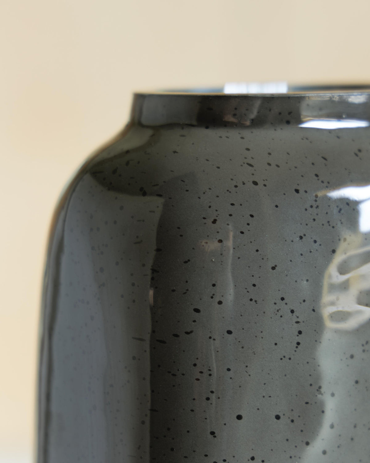Kierlain Vase (A2000808-SI) - Image 3