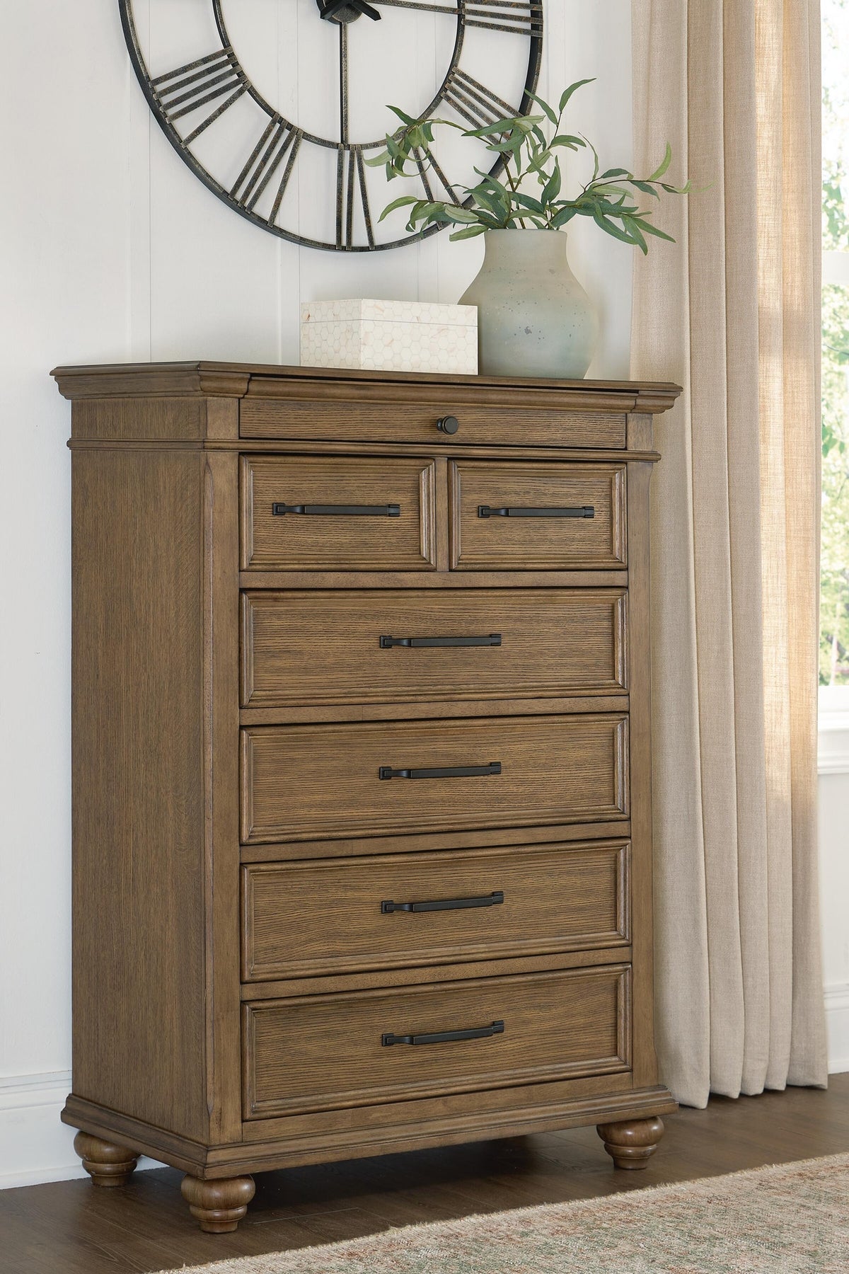 Karallin Chest of Drawers (PCB782-SI) - Image 4