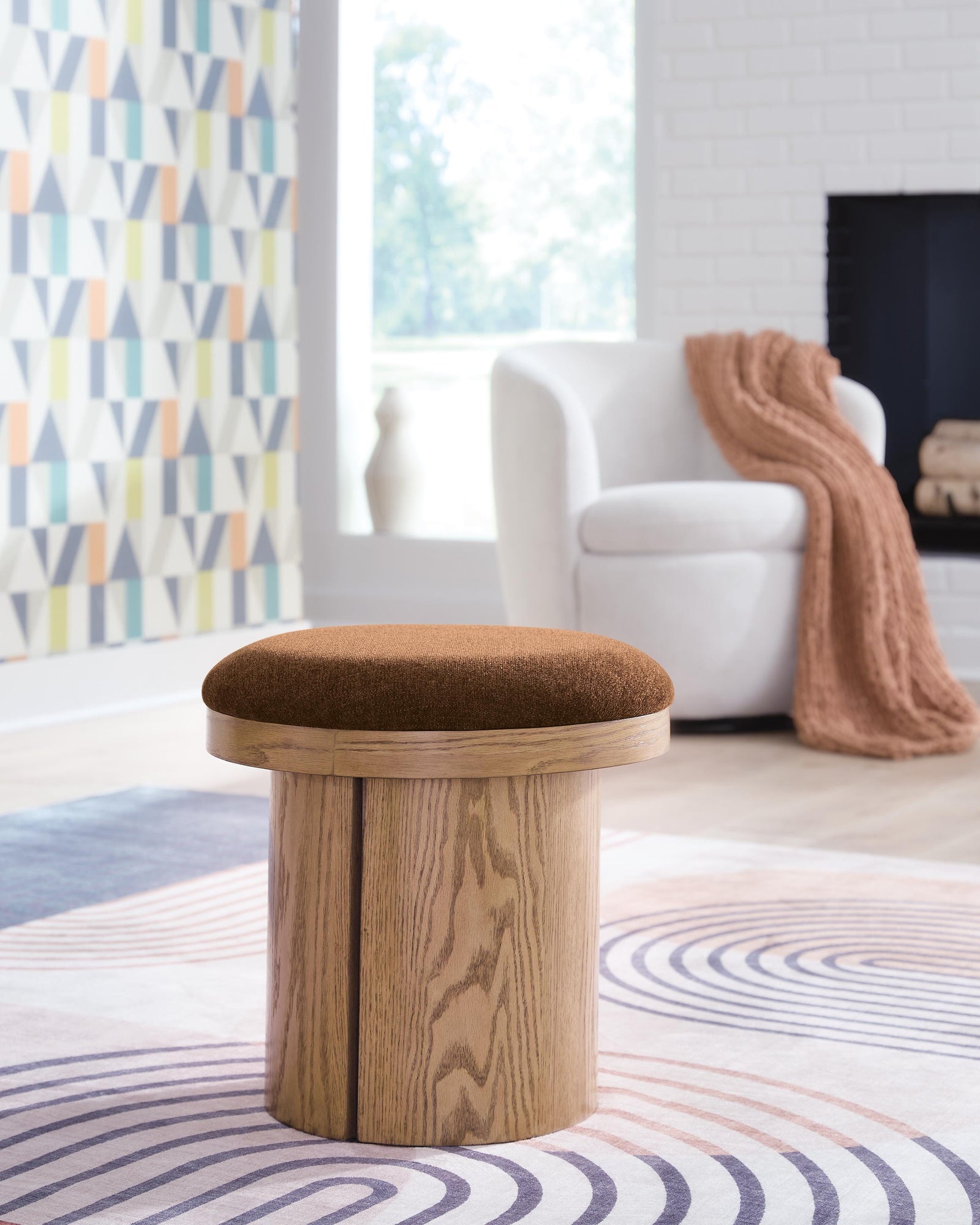 Lewisen Stool (A3000847-SI) - Image 4