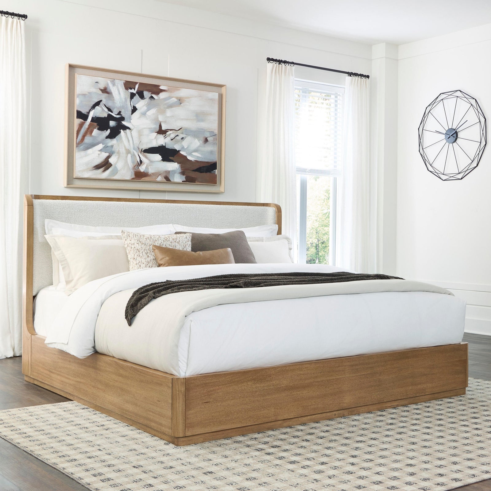 Pamaria King Upholstered Bed (PCB802-SI) - Image 5