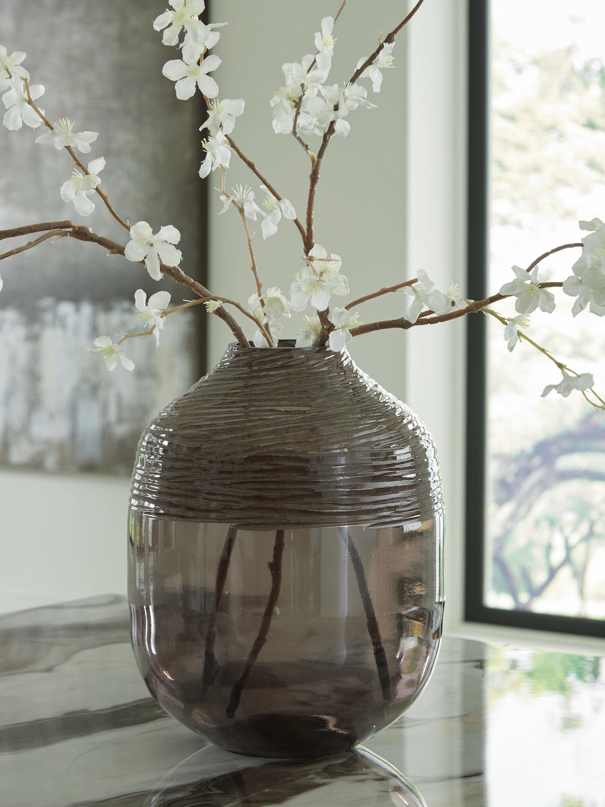 Harpwick Vase (A2000727-SI) - Image 2