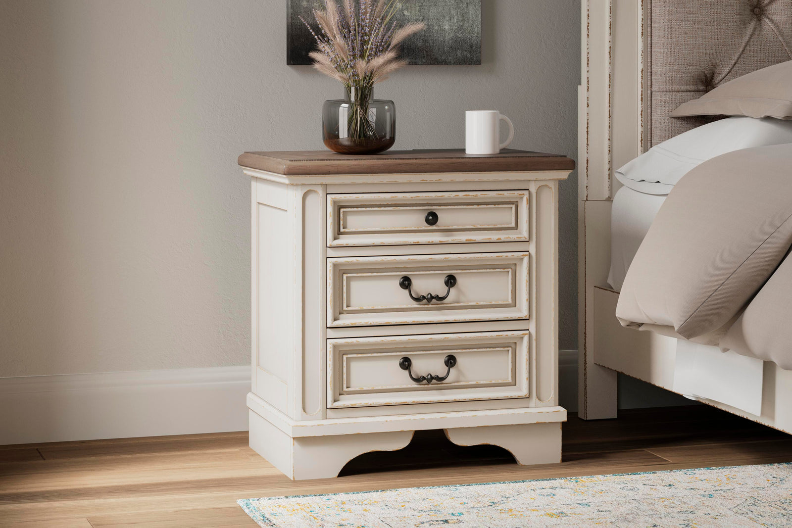 Realyn Upholstery Panel Bed, Dresser, Chest, Nightstand, and Vanity Set - Two-tone  (B743-SI) - Image 25