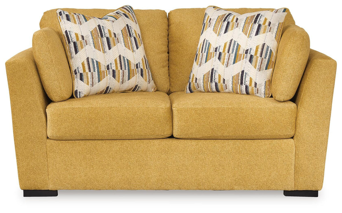 Keerwick Loveseat (67506-SI)