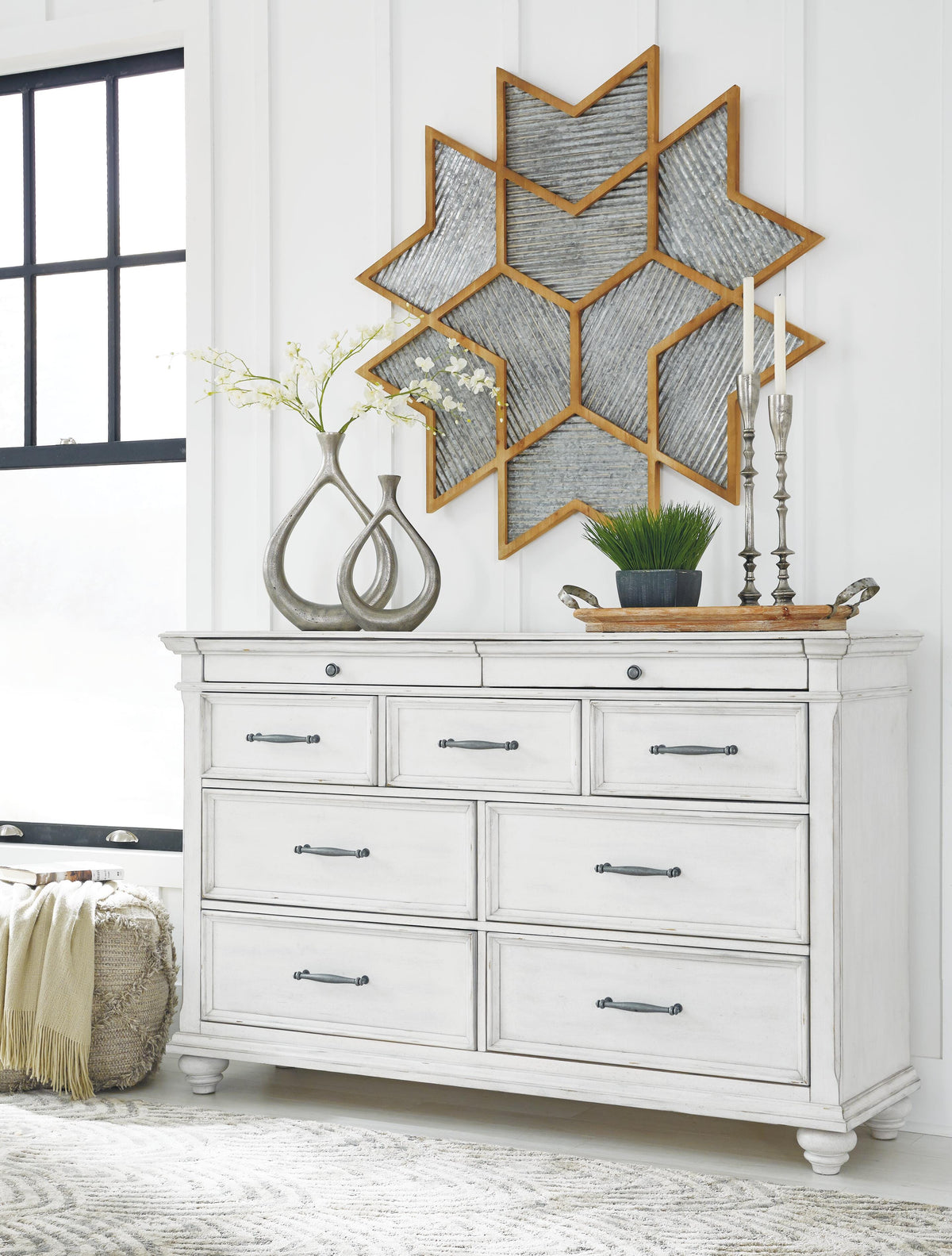 Kanwyn Dresser - Whitewash  (B777-SI) - Image 4