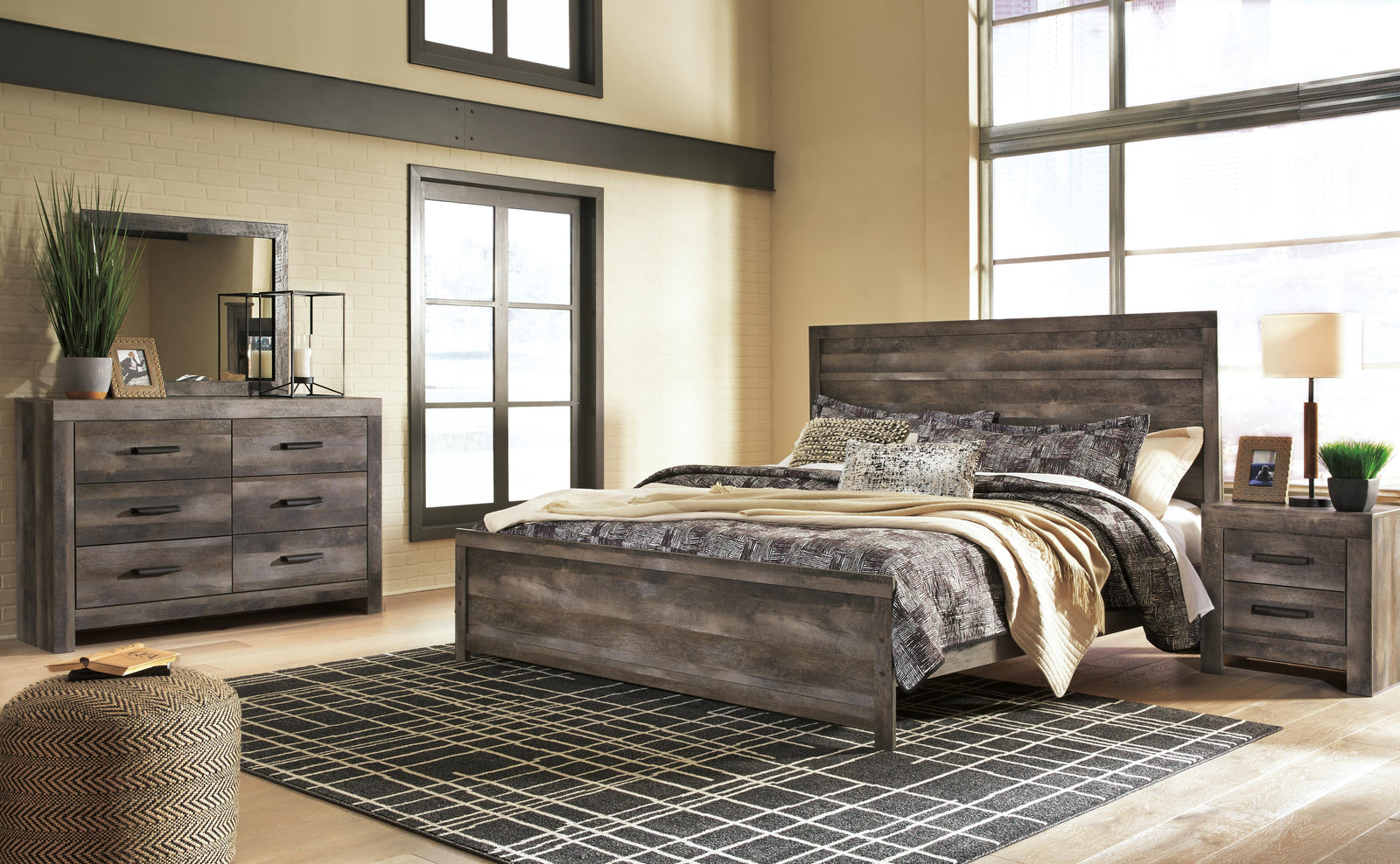 Wynnlow Panel Bed with Mirrored Dresser and Nightstand - Gray  (B440-SI) - Image 6